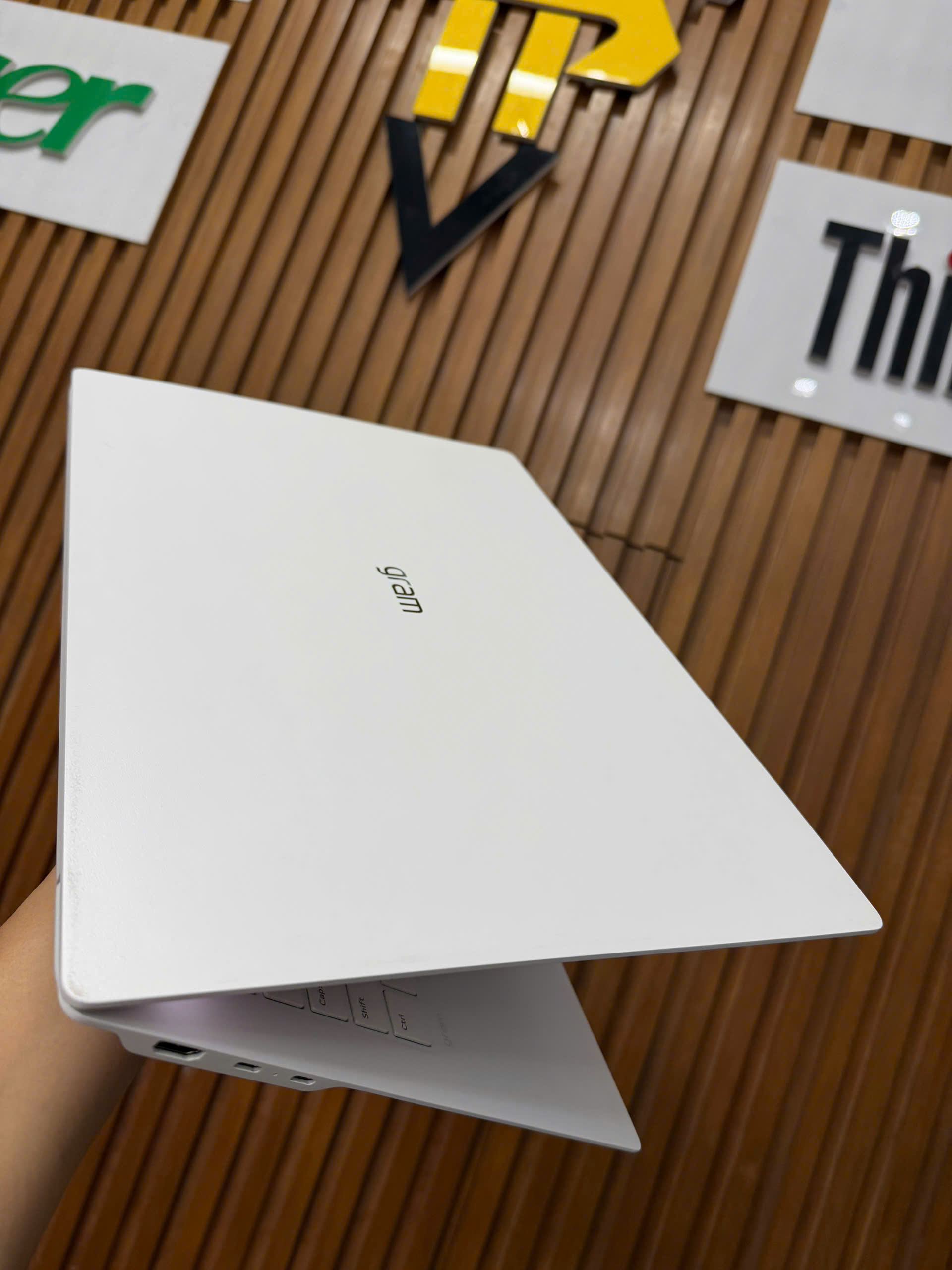 Lg Gram Pro 17z90sp (6)