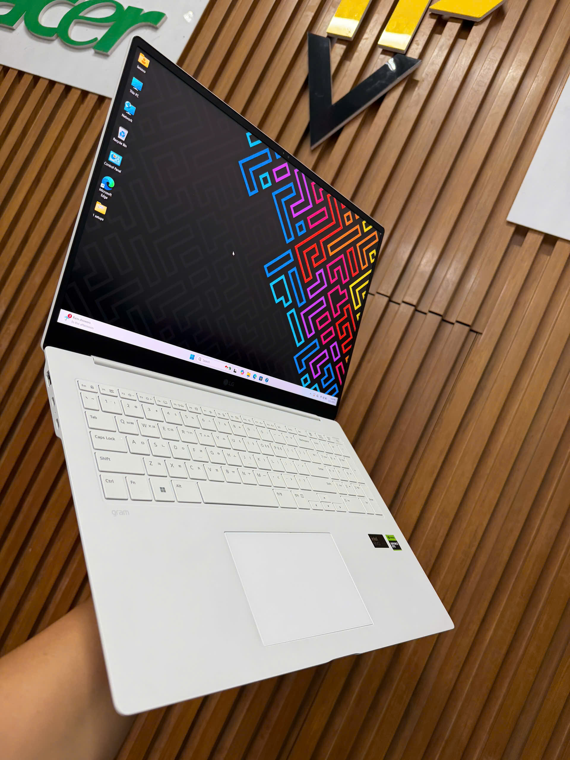 Lg Gram Pro 17z90sp (7)