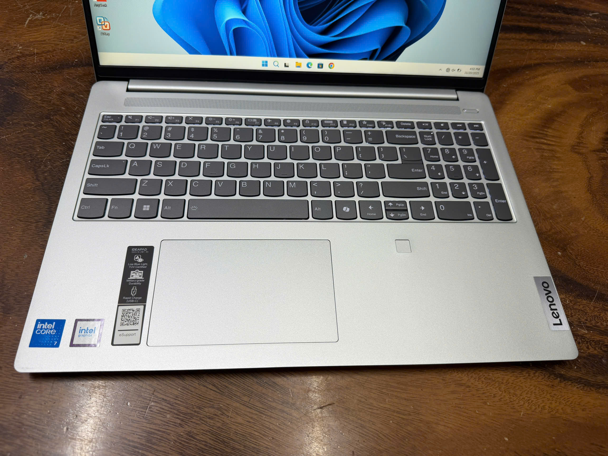 Lenovo Ideapad Slim 5 16iru9 (2)