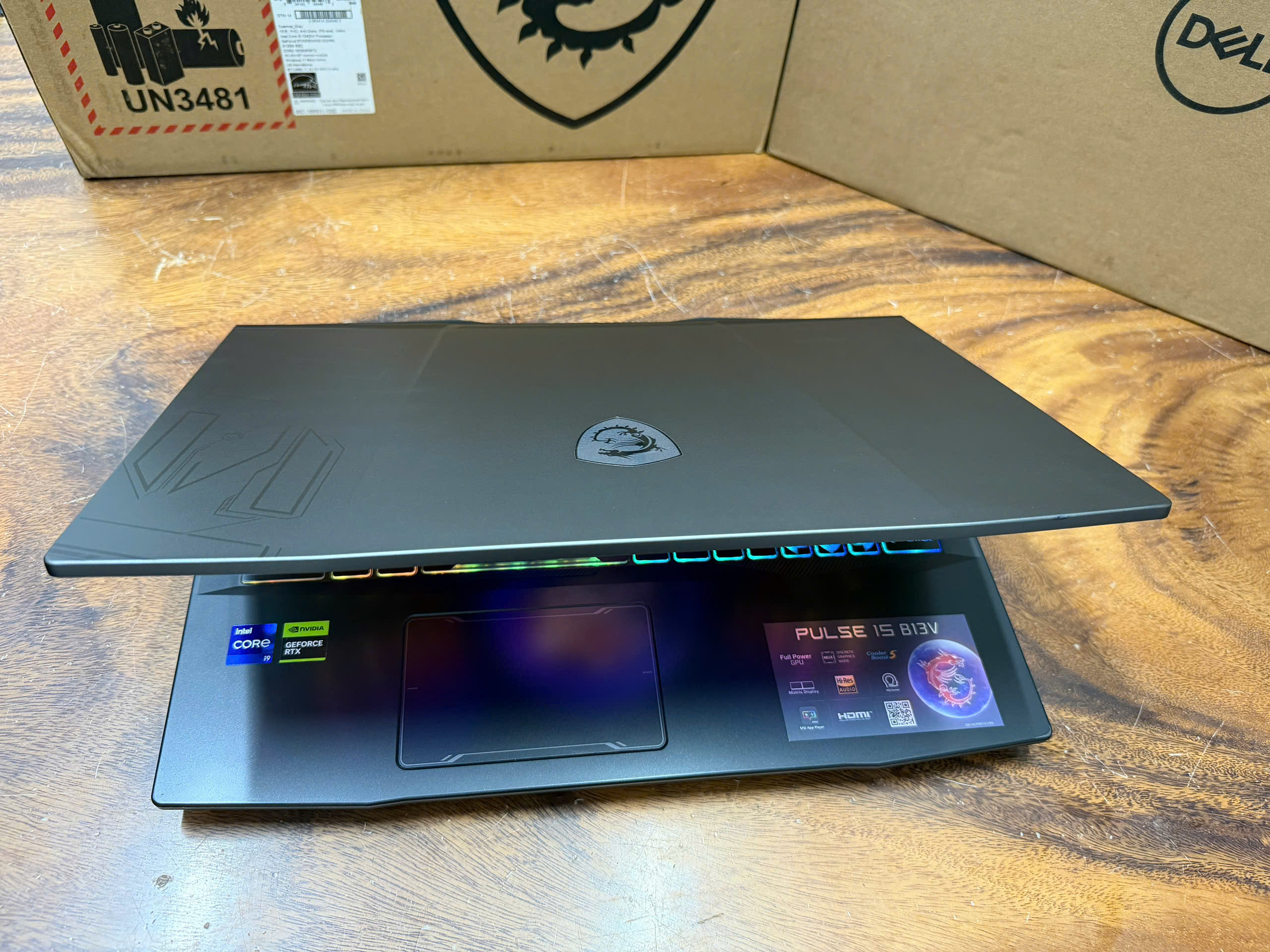 Msi Pulse 15 B13v (4)