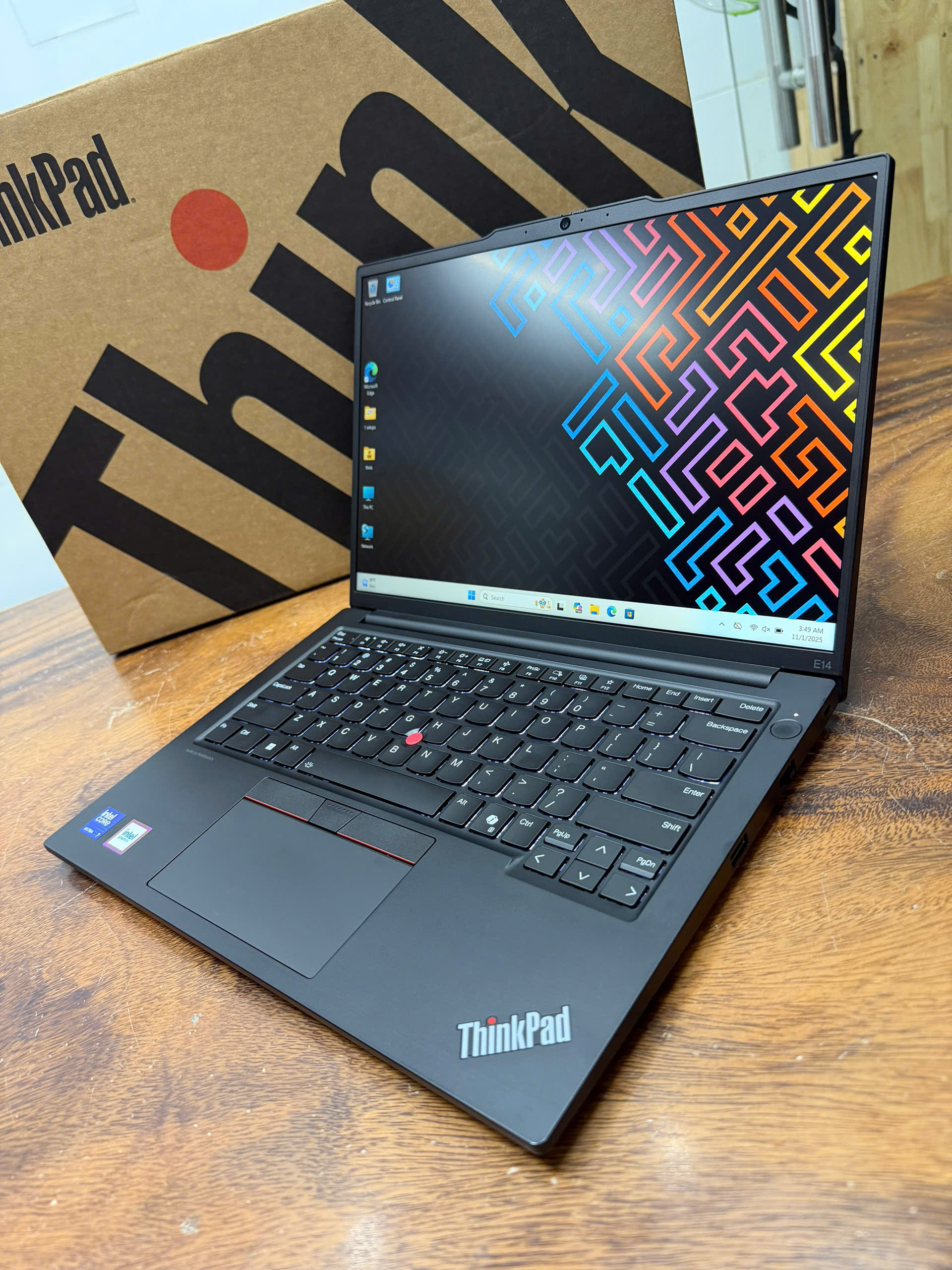 Thinkpad E14 Gen 6 (1)