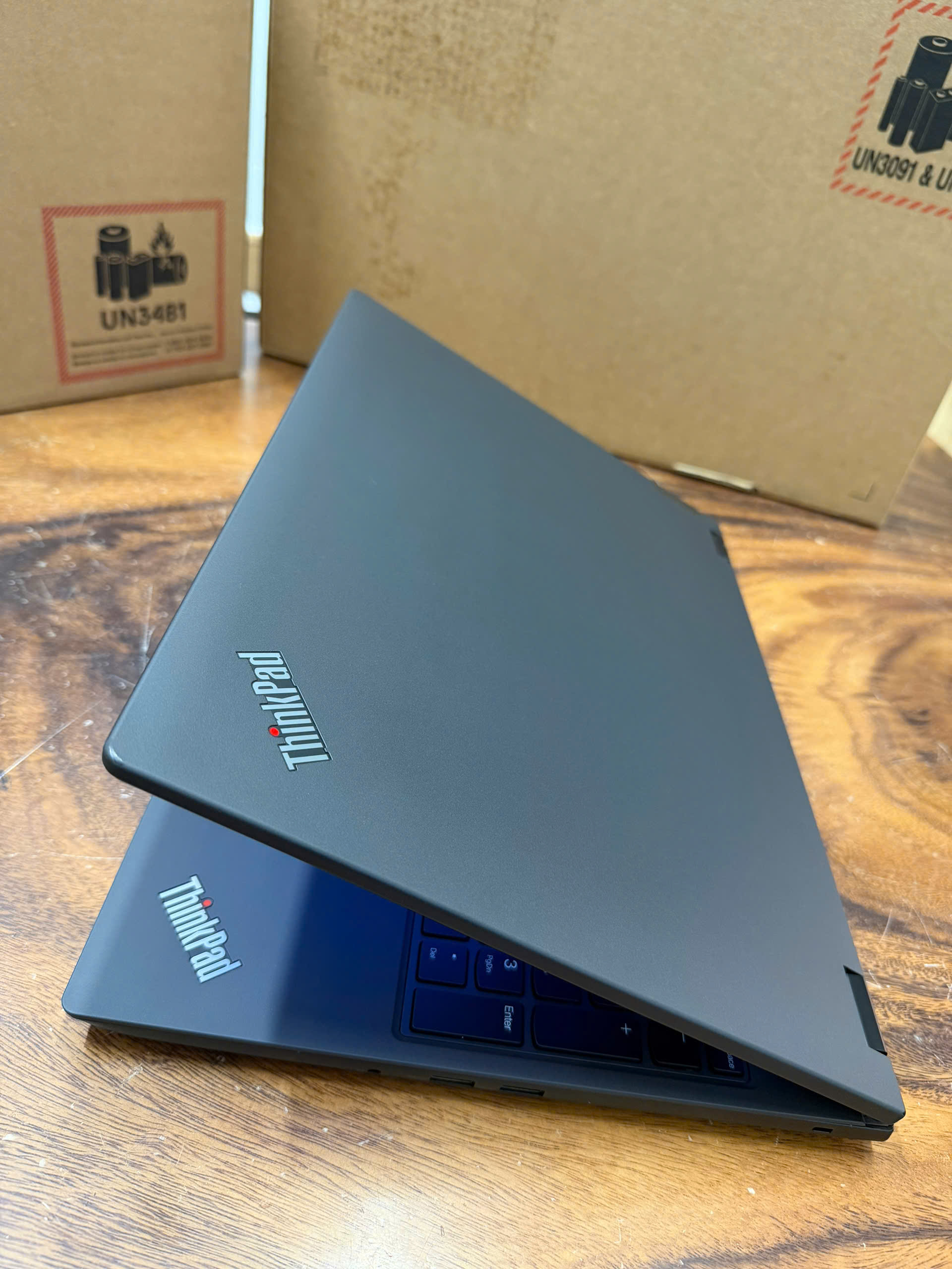 Thinkpad P16v I7 (7)