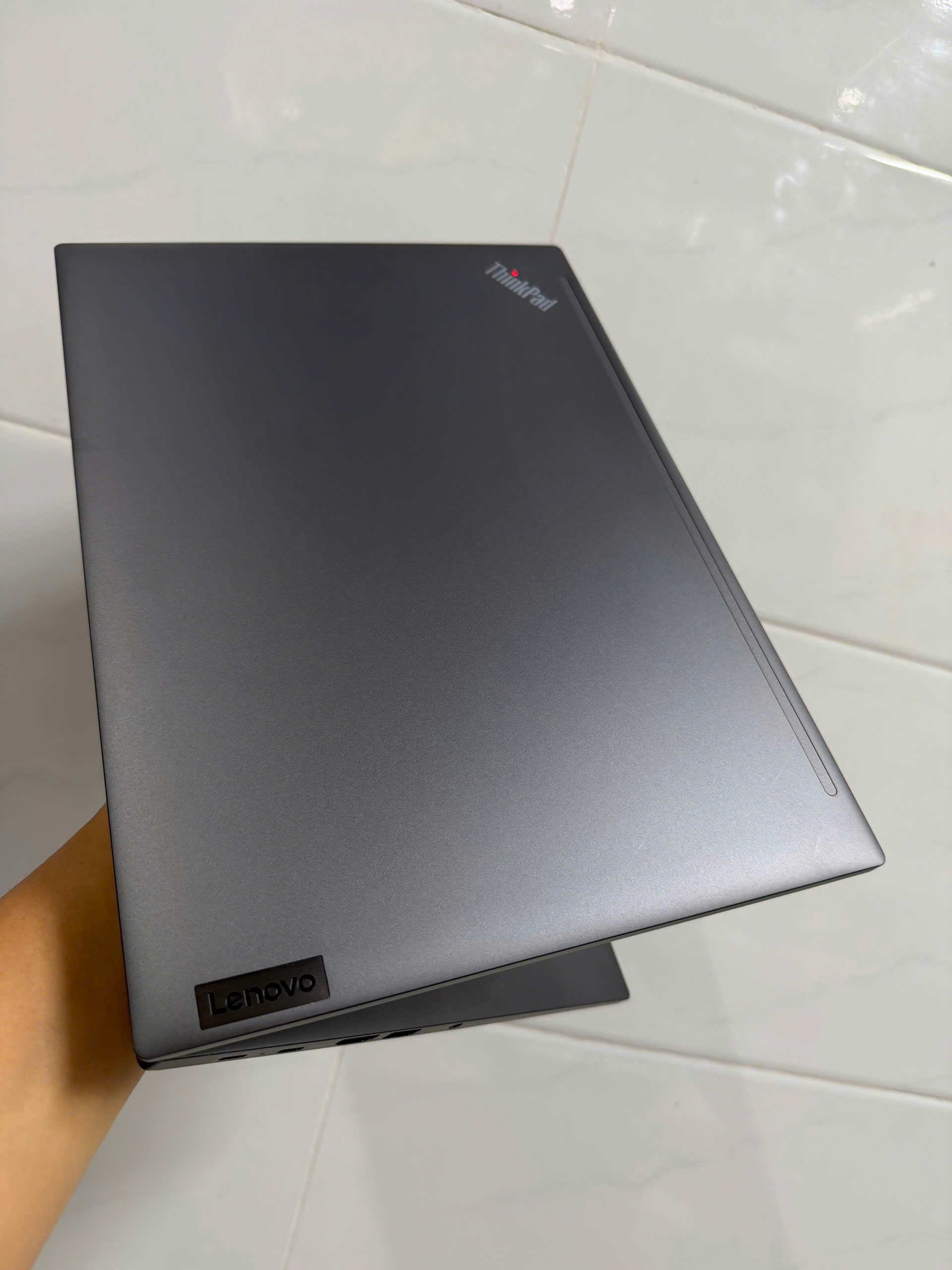 Thinkpad T14s Gen 3 Aluminium (8)