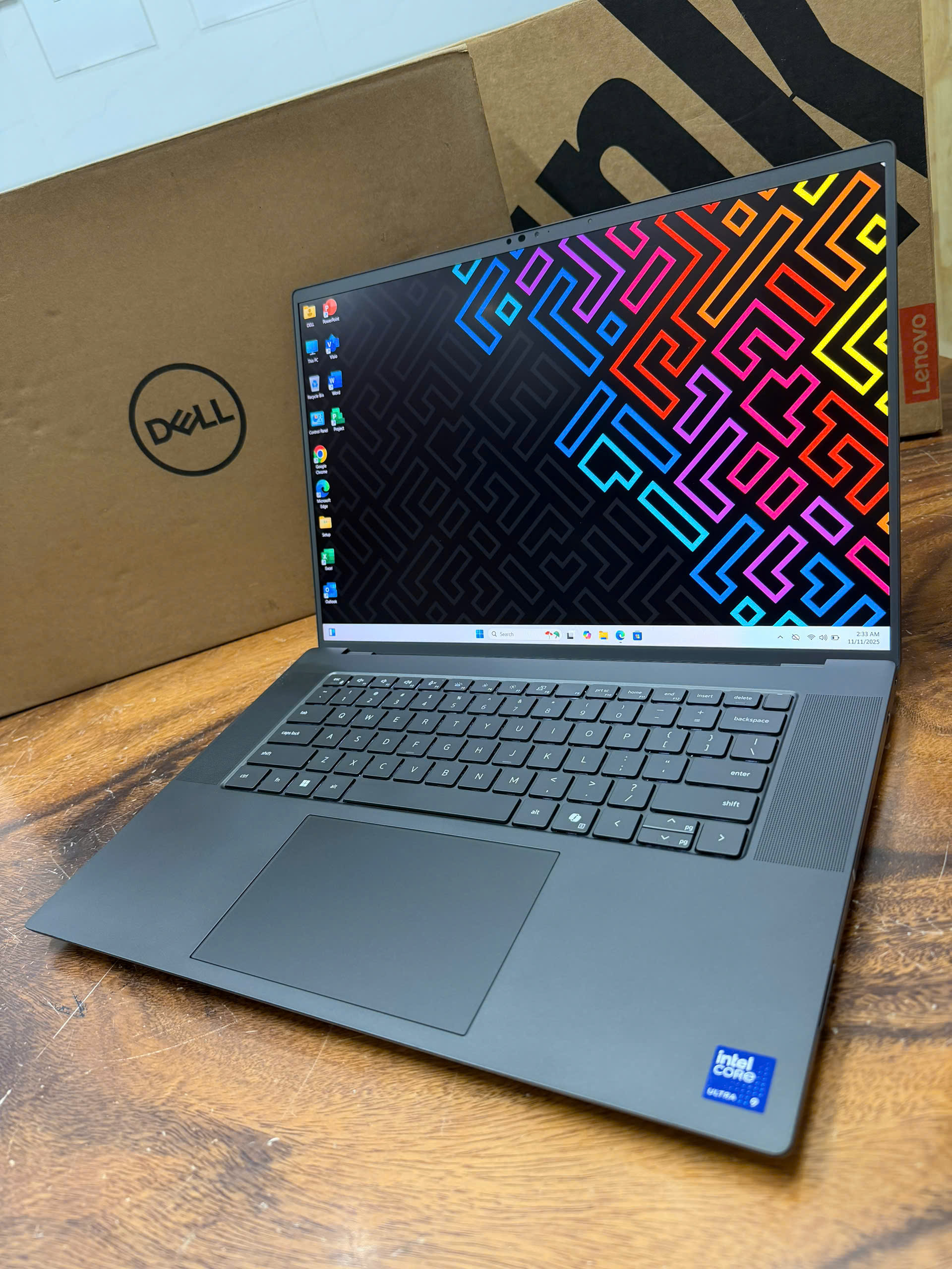 Dell Precision 5690 Ultra 9 Fhd (3)