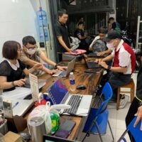 Khách hàng bán Laptop cũ tại Laptop Triều Phát