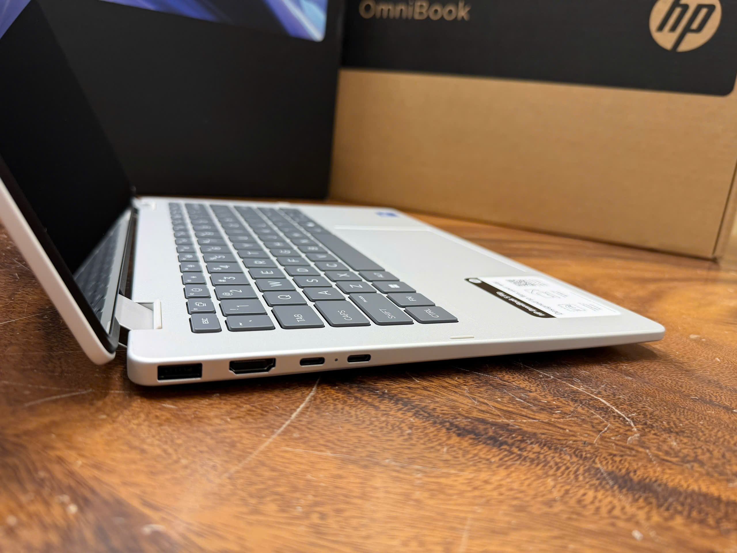 Hp Omnibook 5 Flip 14 Fp0023dx (3)