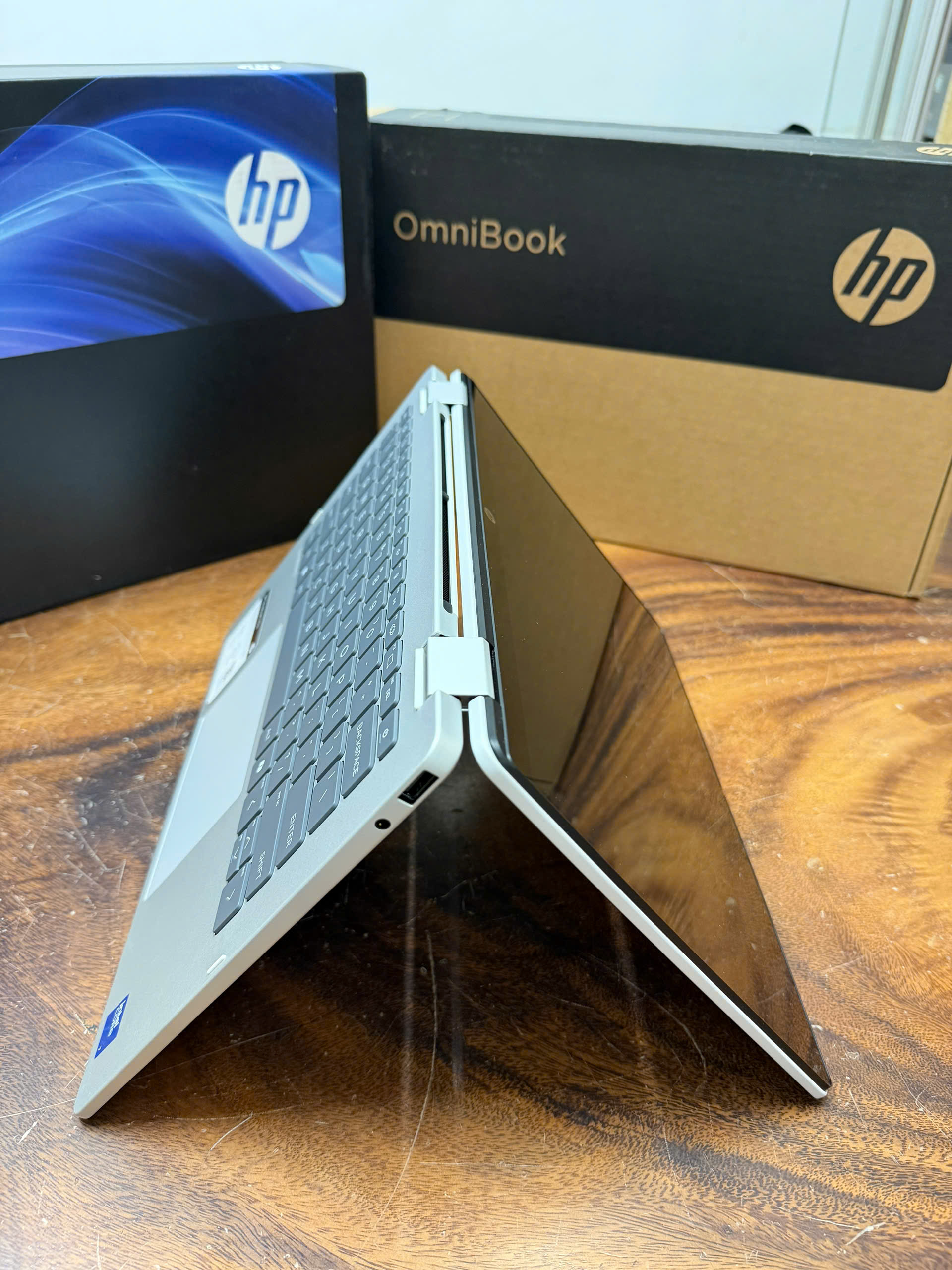 Hp Omnibook 5 Flip 14 Fp0023dx (6)