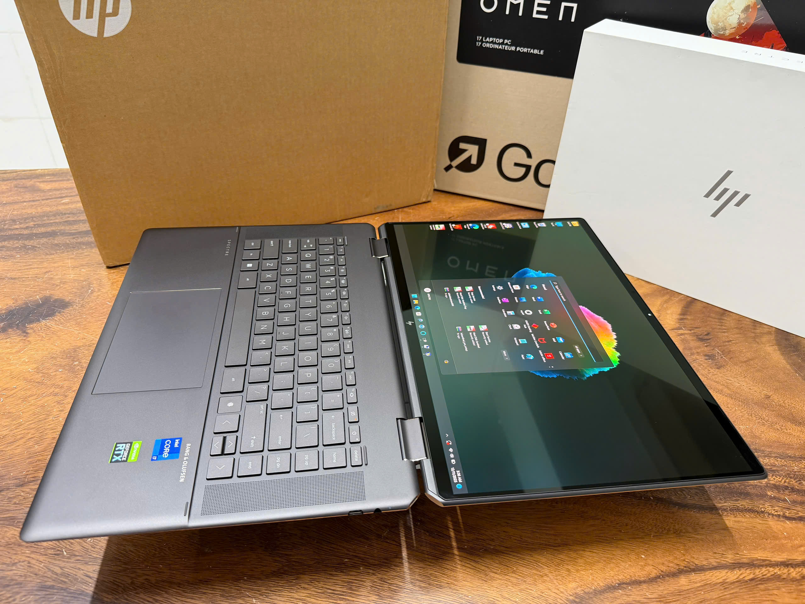 Hp Spectre X360 16 F0023dx (2)