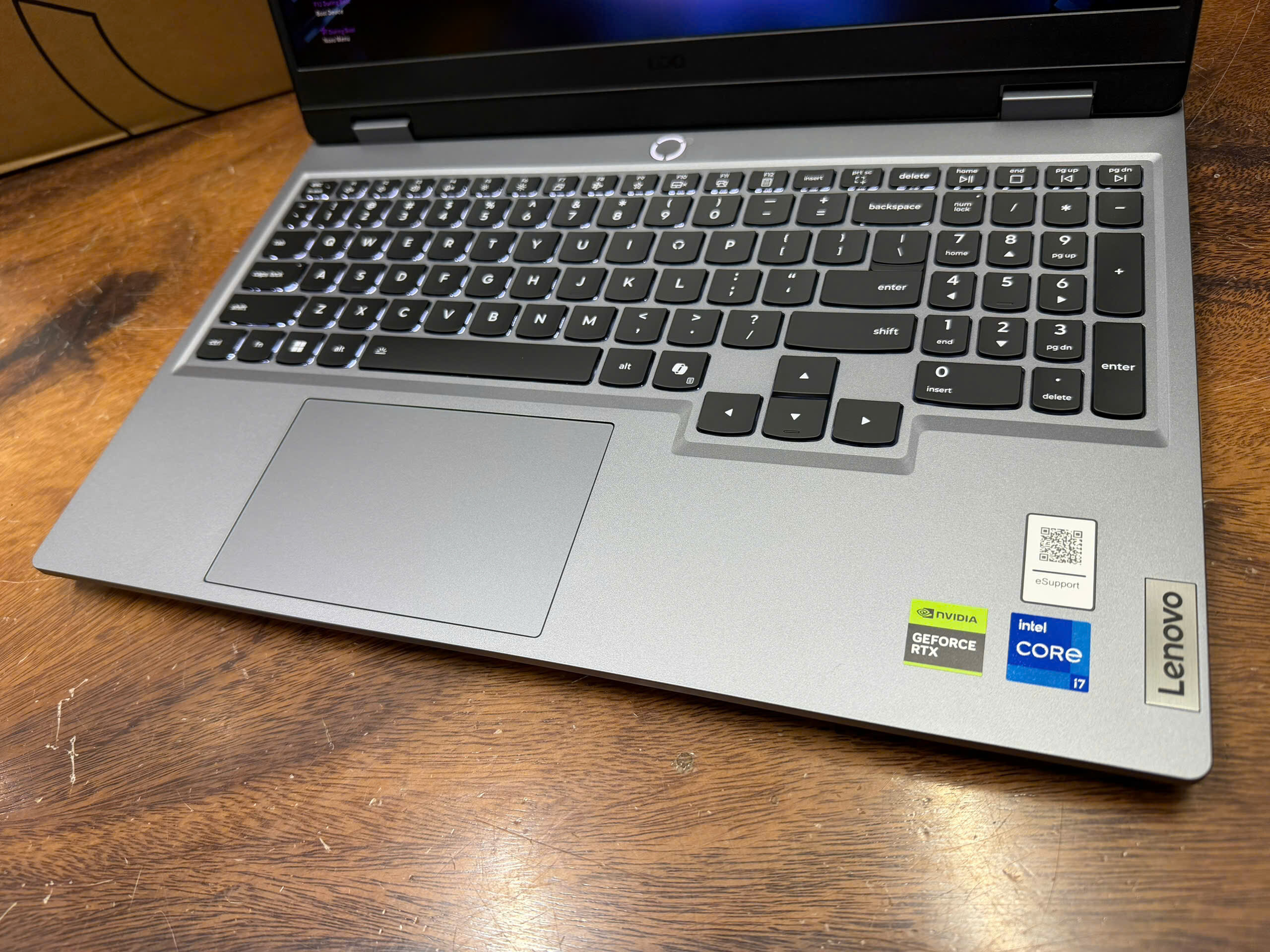 Loq 15airx10 Rtx5060 (1)