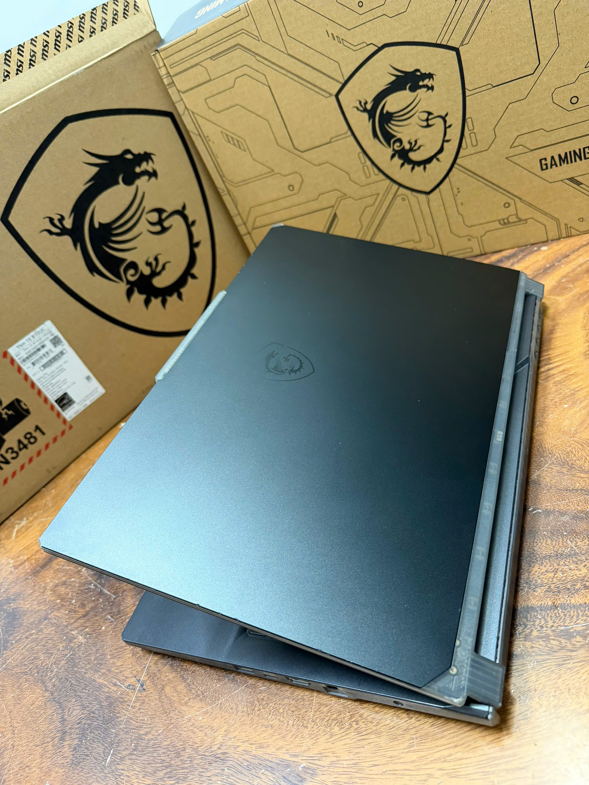 MSI cyborg 15 a12vf, core i7 12650H, 16G, 512G, RTX 4060, 15.6in 144hz