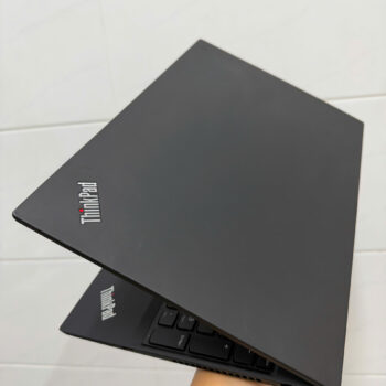 Thinkpad P15s Gen 2, core i5 1135G7, 16G, 256G, Nvida T500