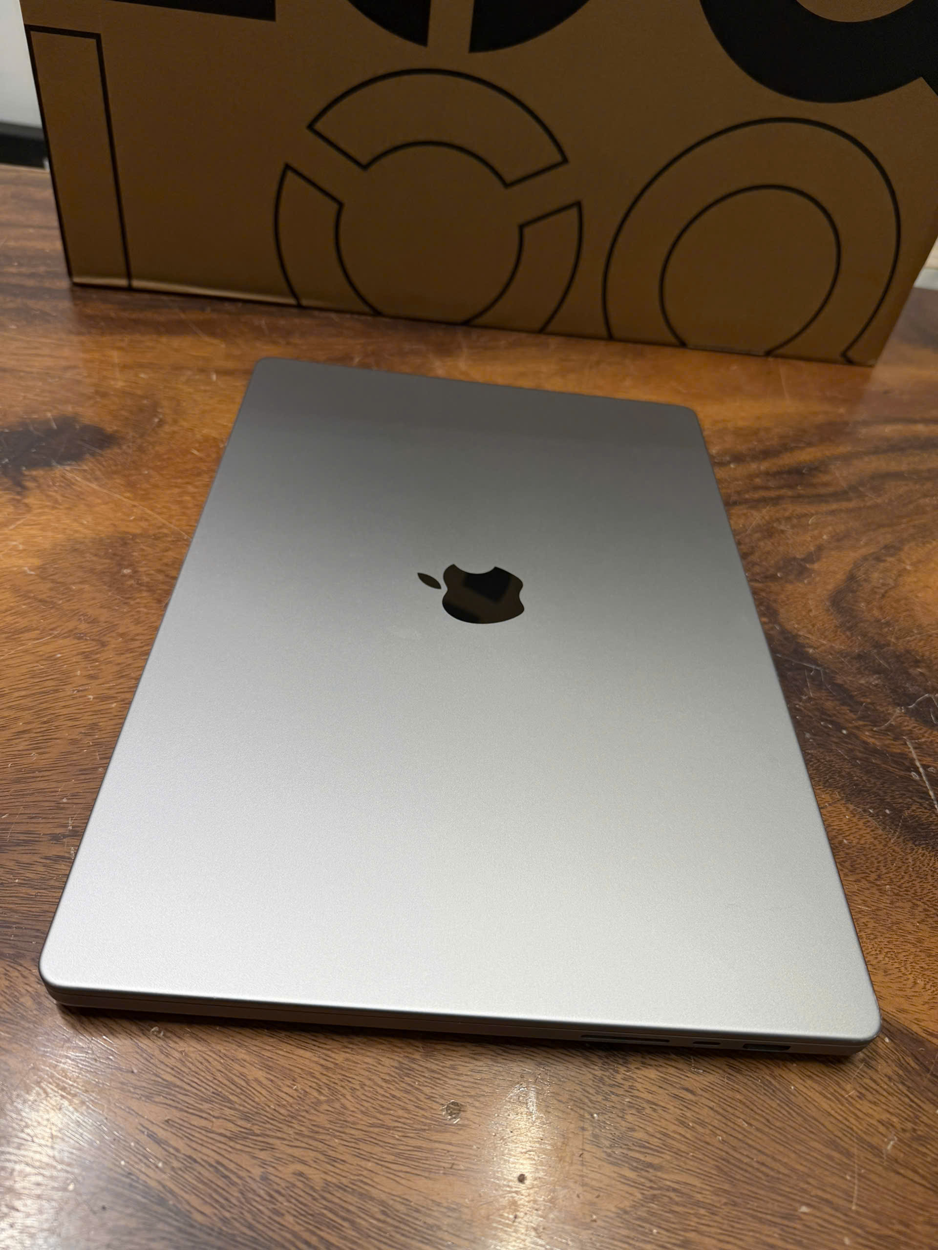 Macbook Pro 16 M1 Pro (1)