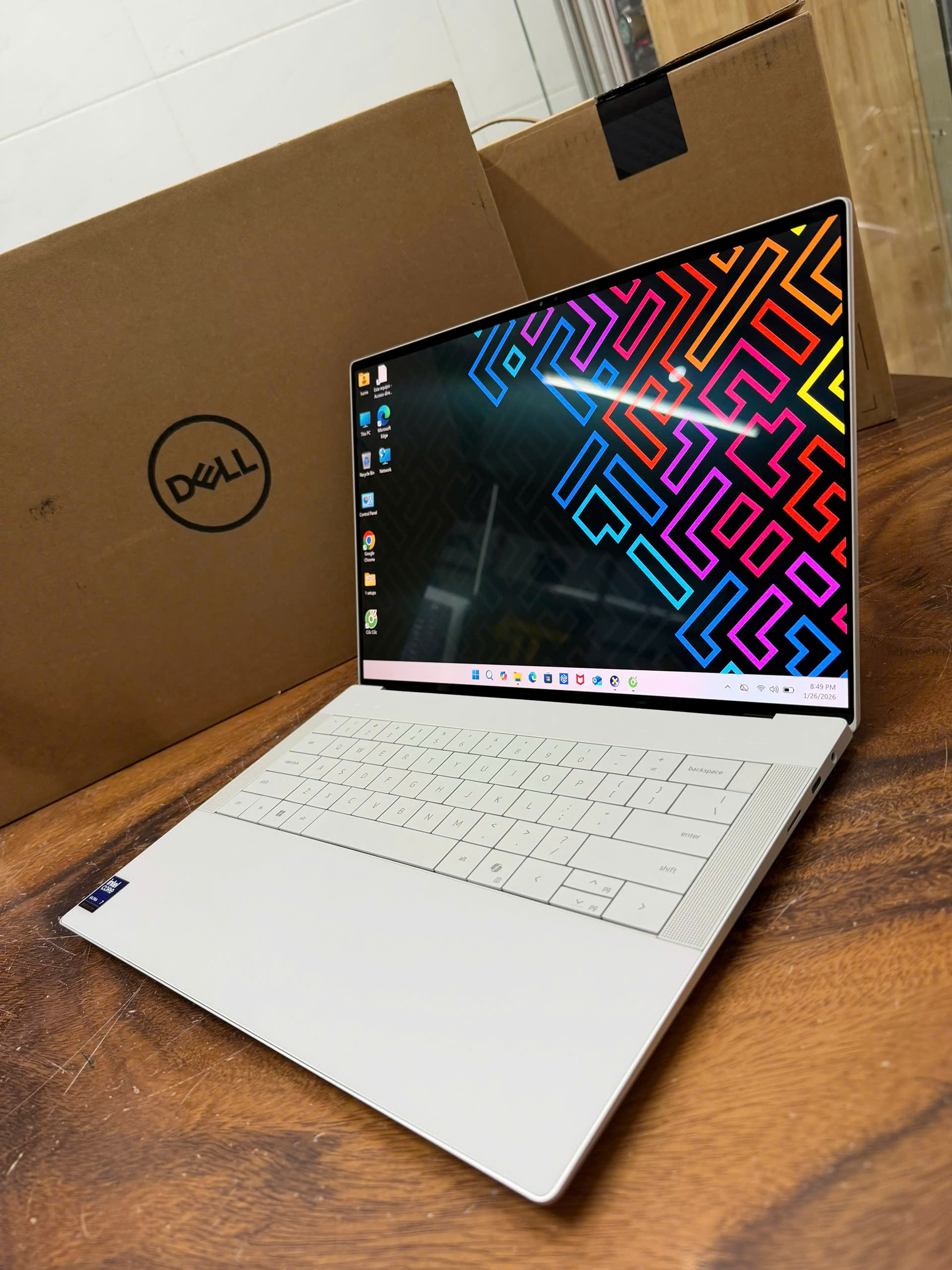 Dell 14 Premium Da14250 (4)