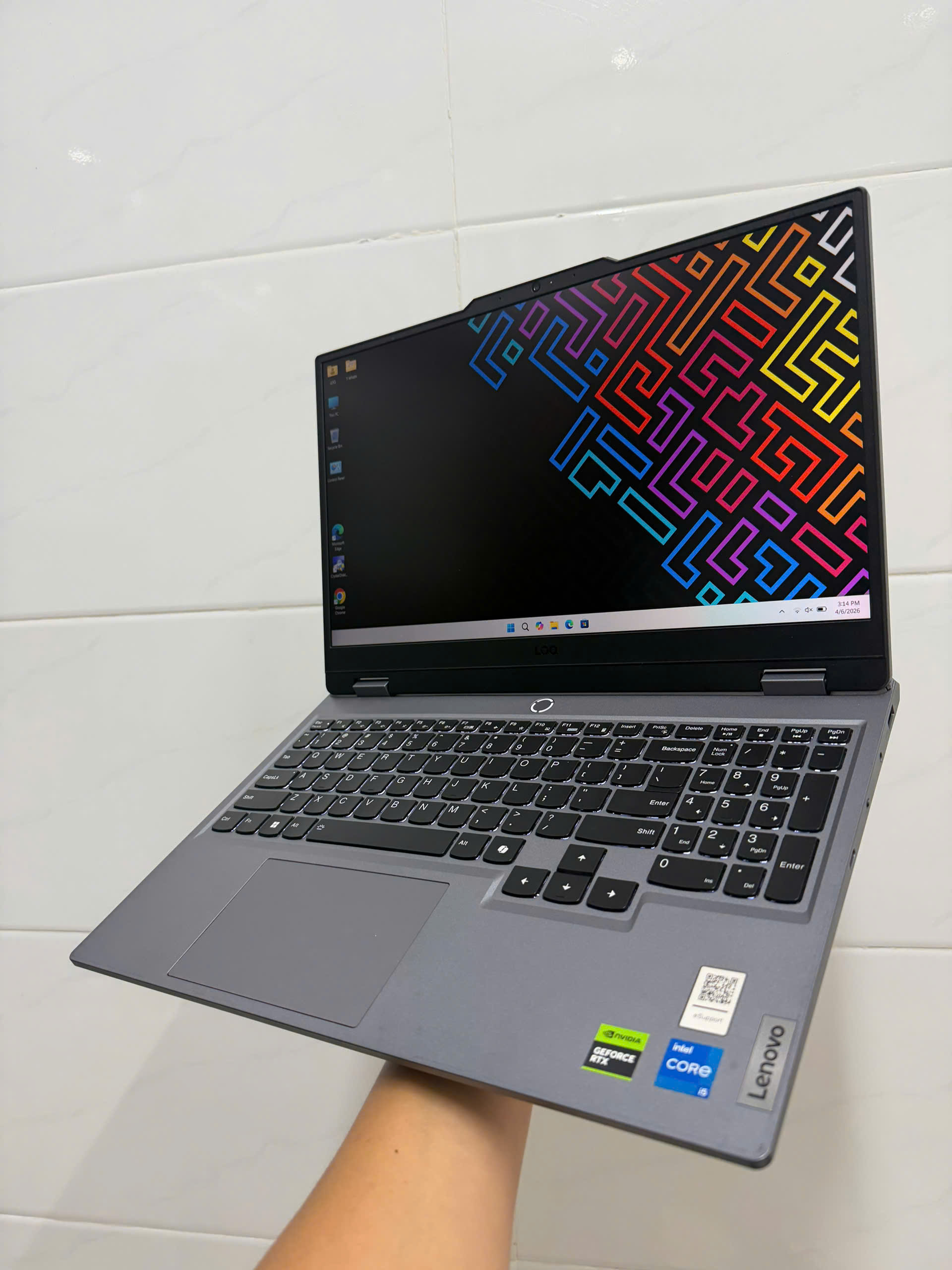 Lenovo Loq 15iax9 (11)