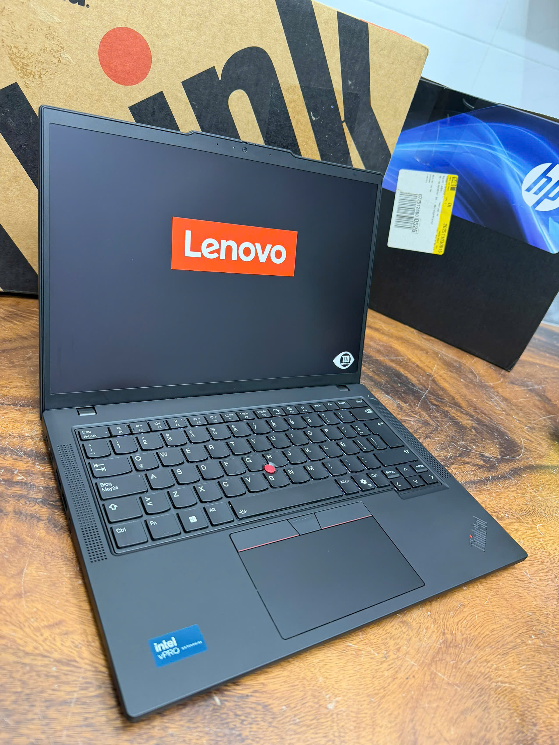 Thinkpad T14 Gen 5 Ultra 5 (3)