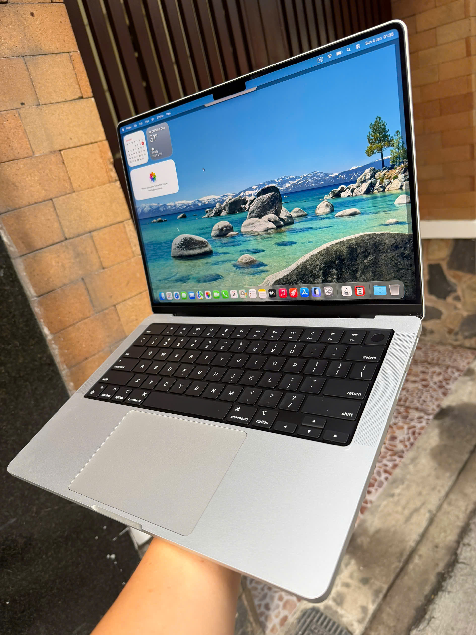Macbook Pro 14 M1 Silver (6)