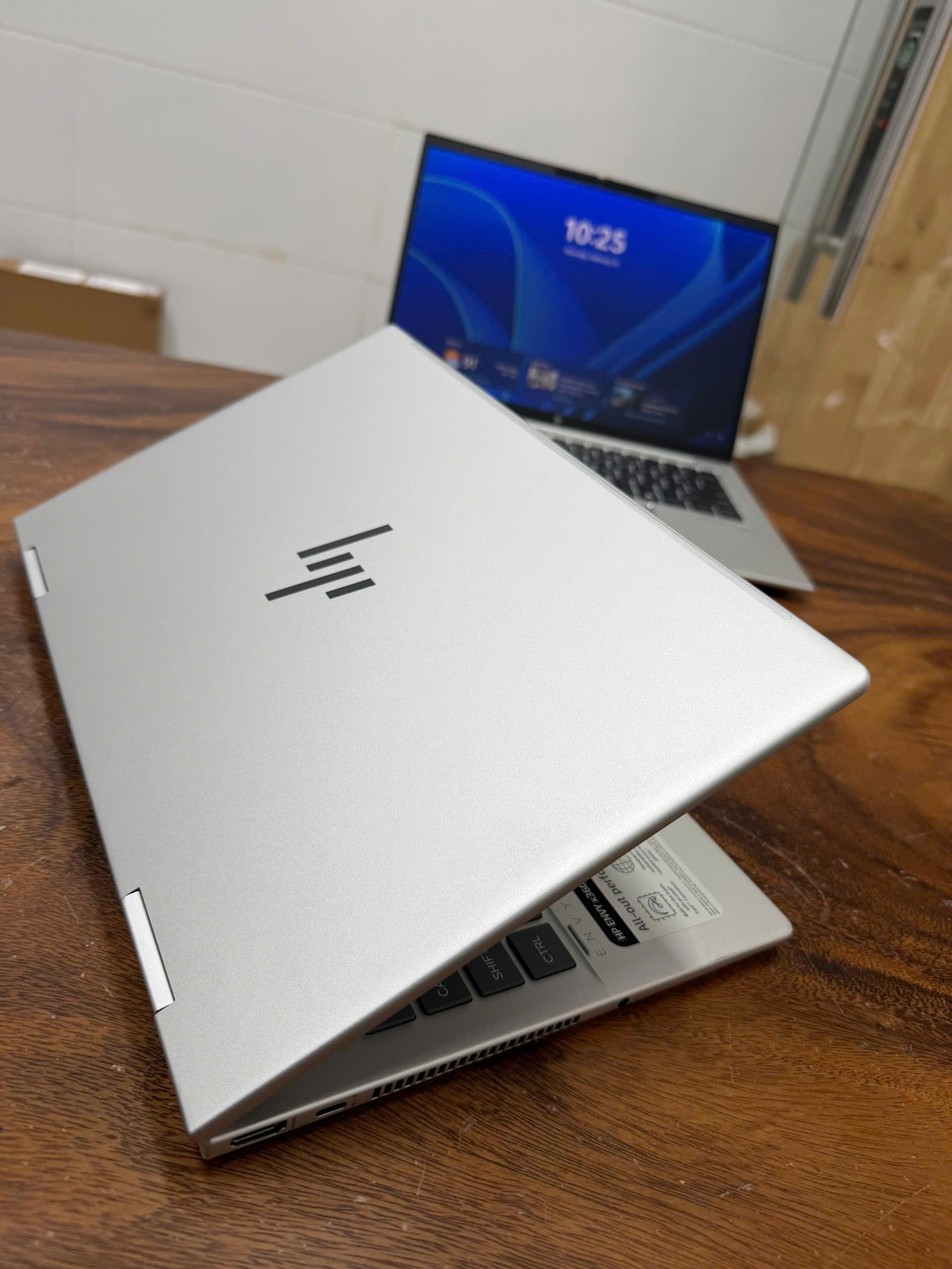 Hp Envy 14t Es10023dx  (4)