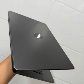 Macbook Pro 14in M5 MAX, 36G, ssd 2T, mdm, sạc 3 lần