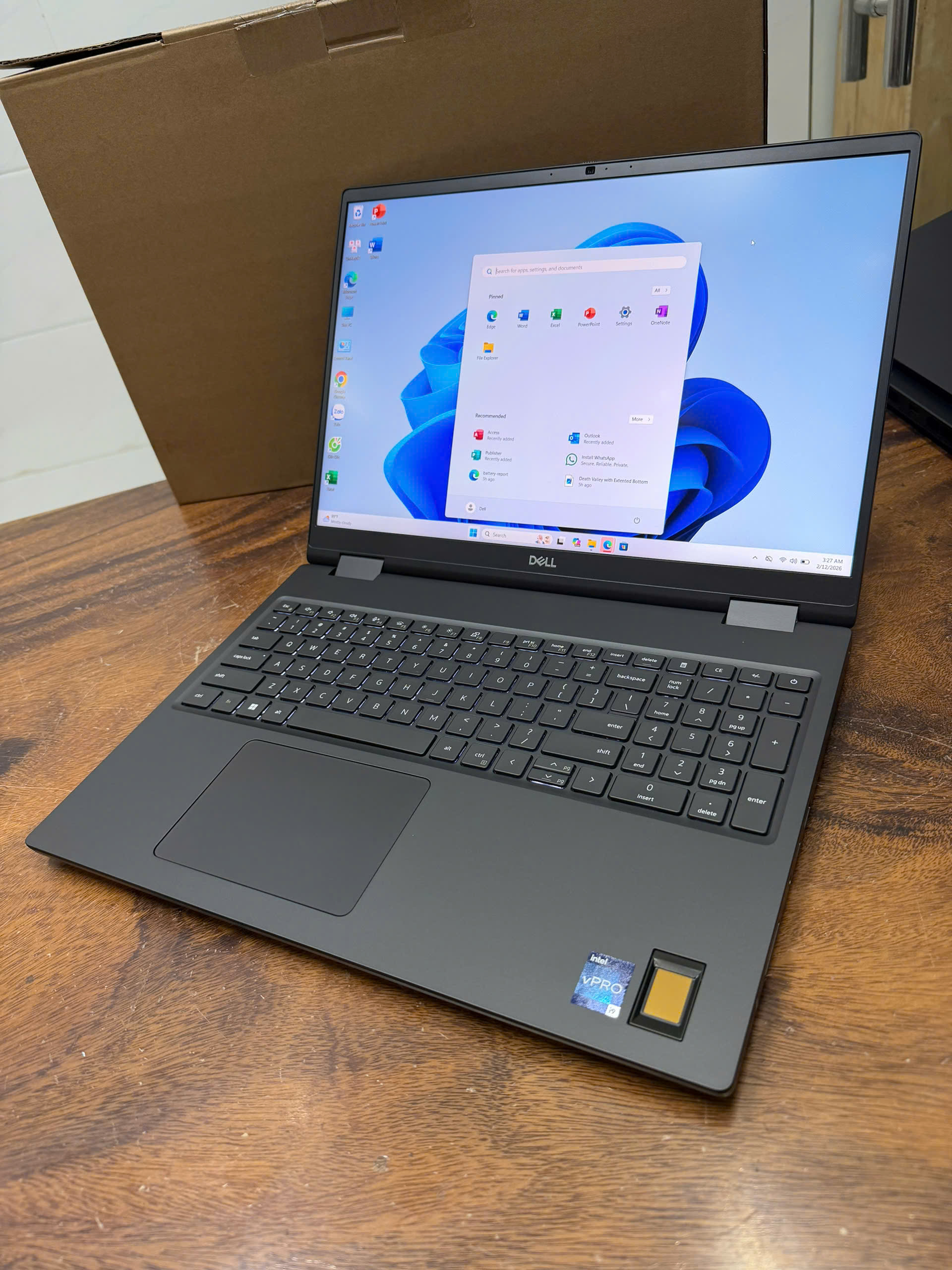 Dell Precision 7680 Core I9 (5)