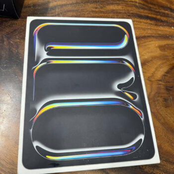 ipad pro 13 inch, M4, 256G wifi. NEW