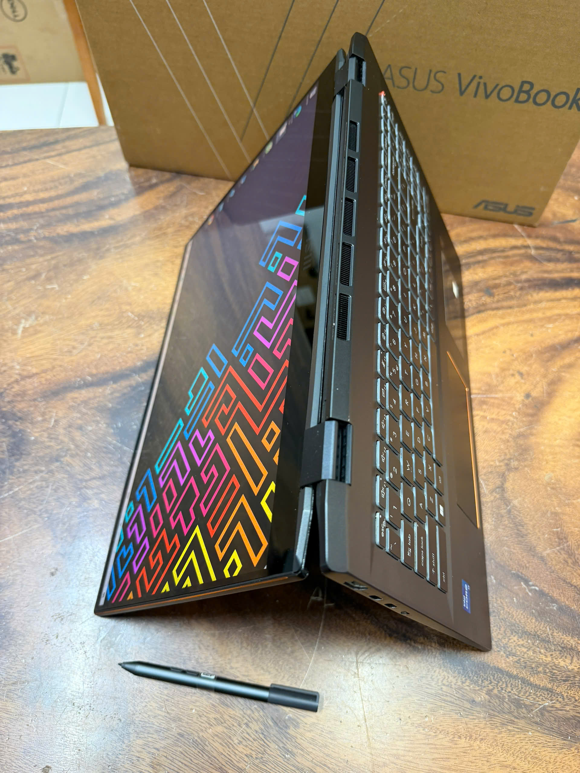 Asus Summit E16flip (2)