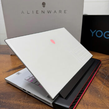 Dell Alienware Area M15 R3, core i7 10875H, 32G, ssd 1T, RTX 2080, RTX 2080 supper