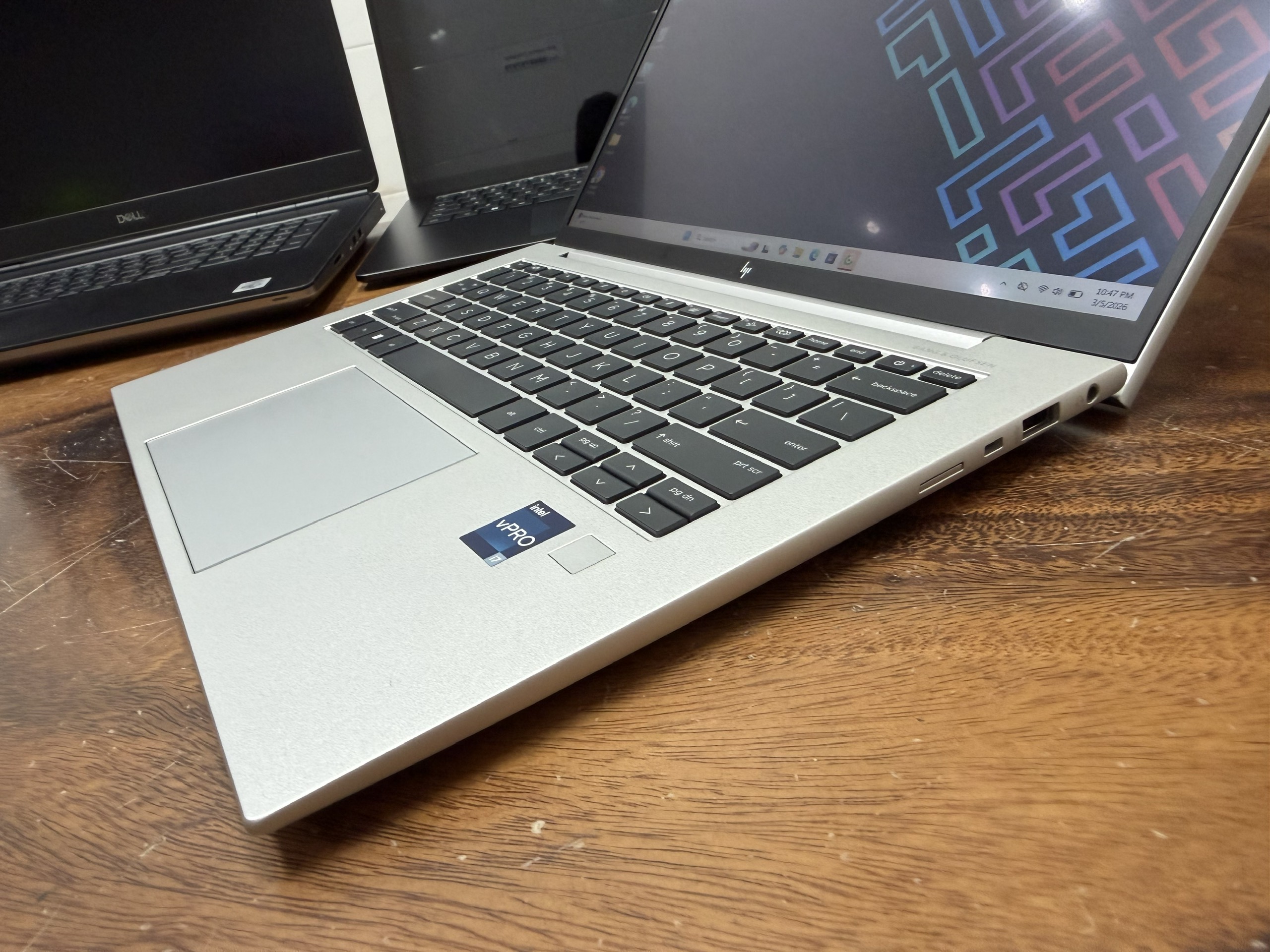 Hp Elitebook 1040 G10 (7)