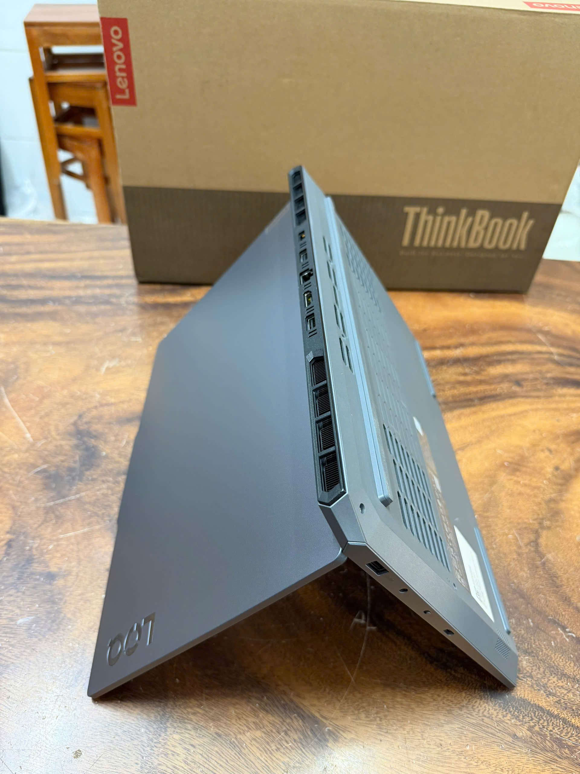 Lenovo Loq 15iax9 (2)