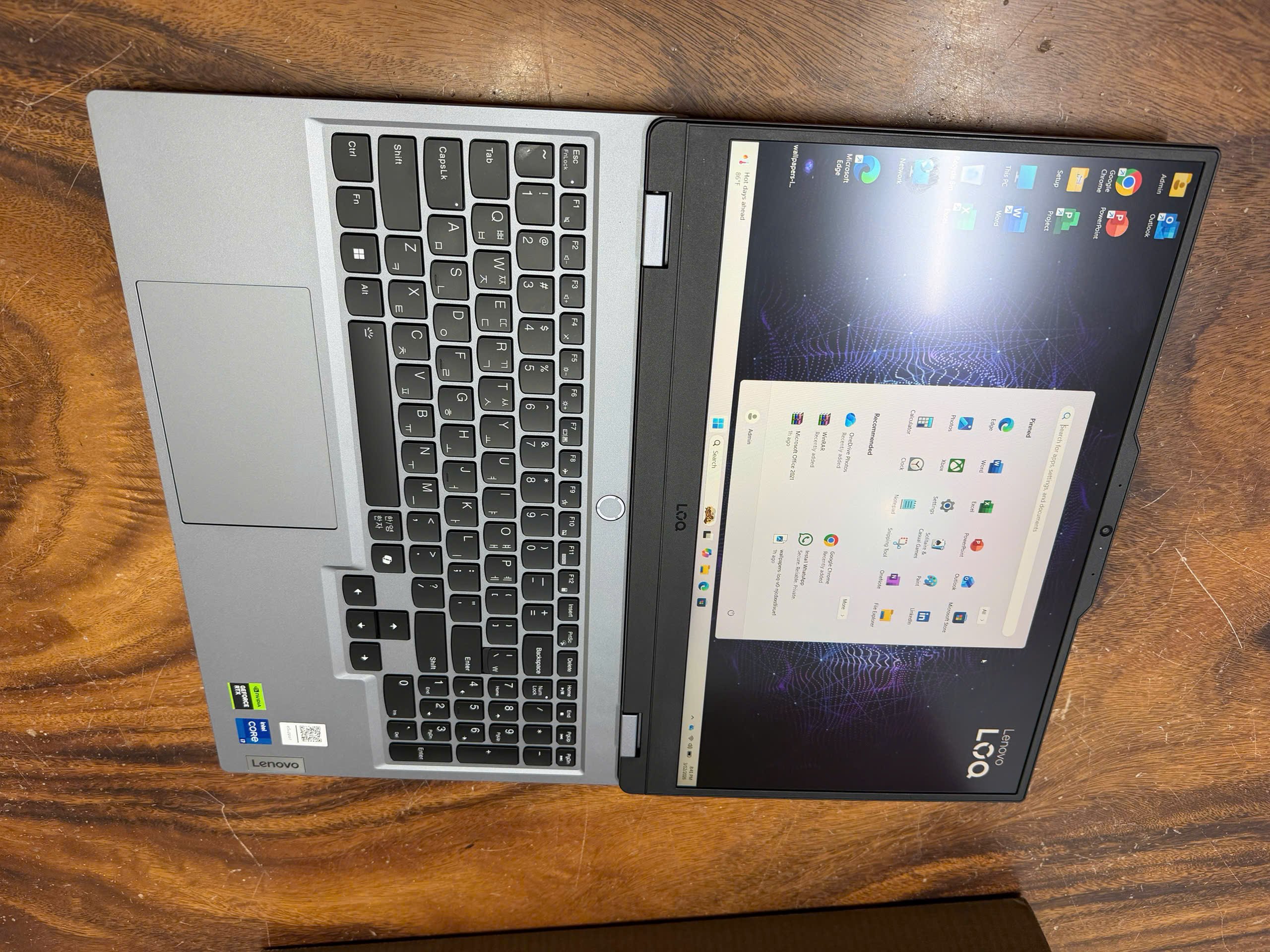 Lenovo Loq 15iax9 (6)