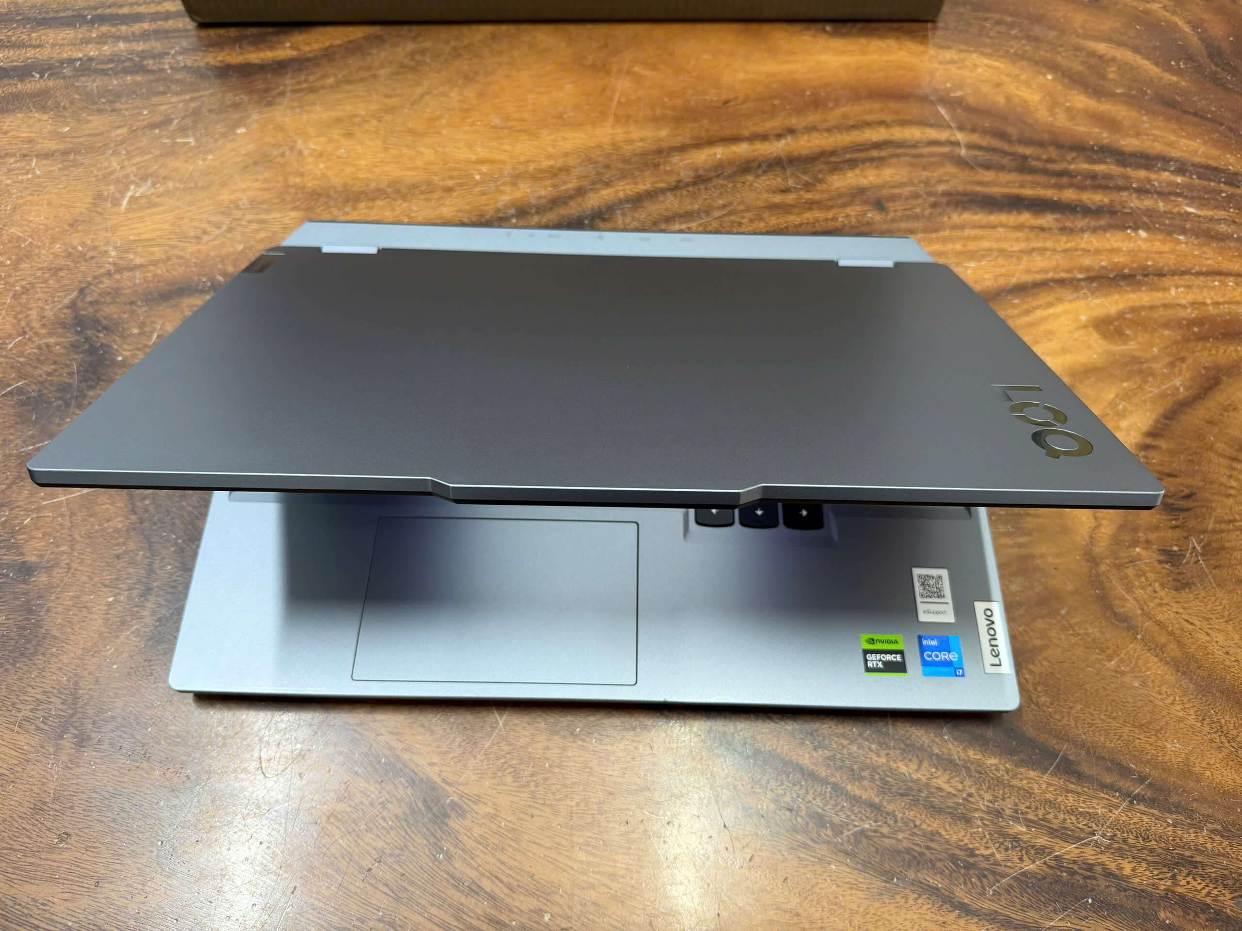 Lenovo Loq 15iax9 (7)