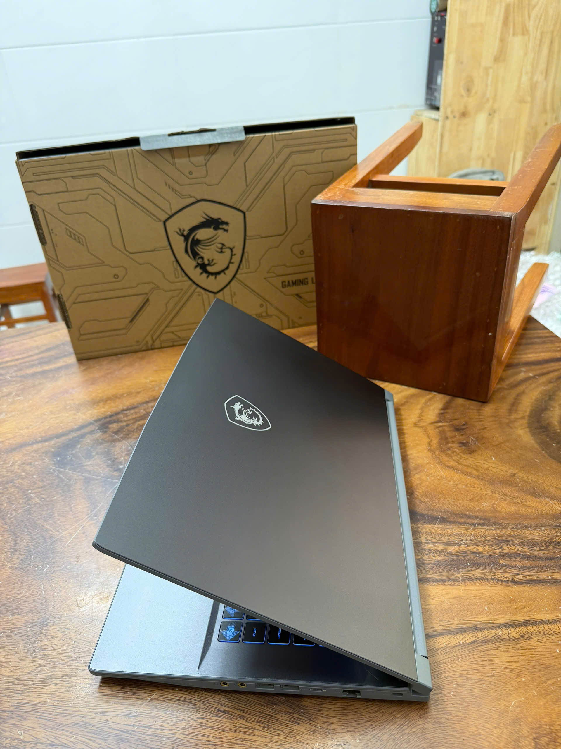 Msi Thin 15 (4)