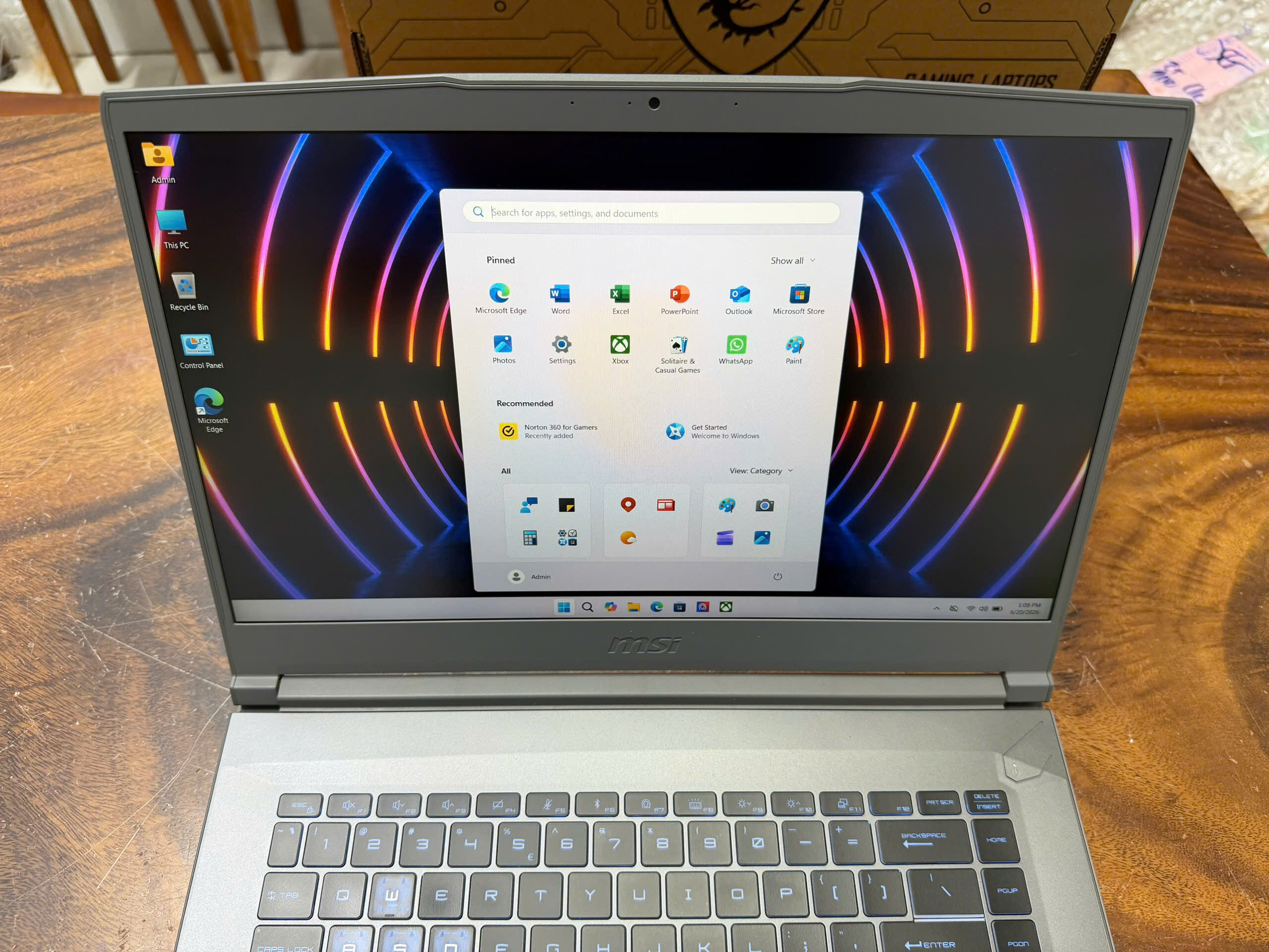 Msi Thin 15 (8)