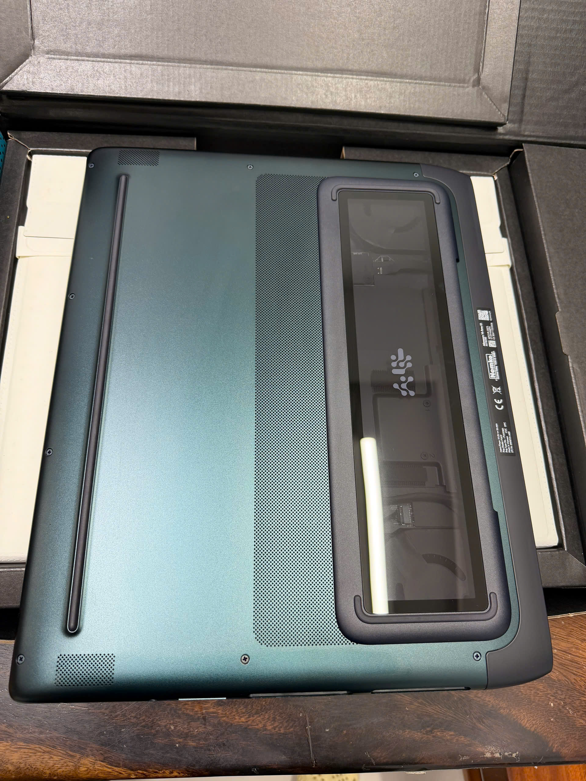 Dell Alienware 16 Area 51 Aa16250 (8)