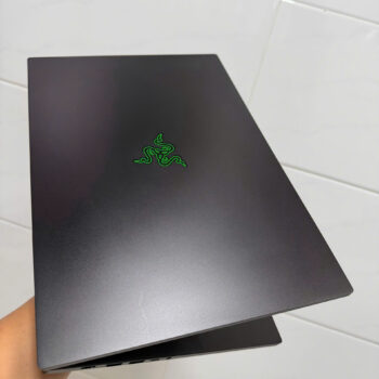 Razer Blade 16 RZ09, core i9 13950HX, 32G, 1TB, RTX 4080, 16in QHD+