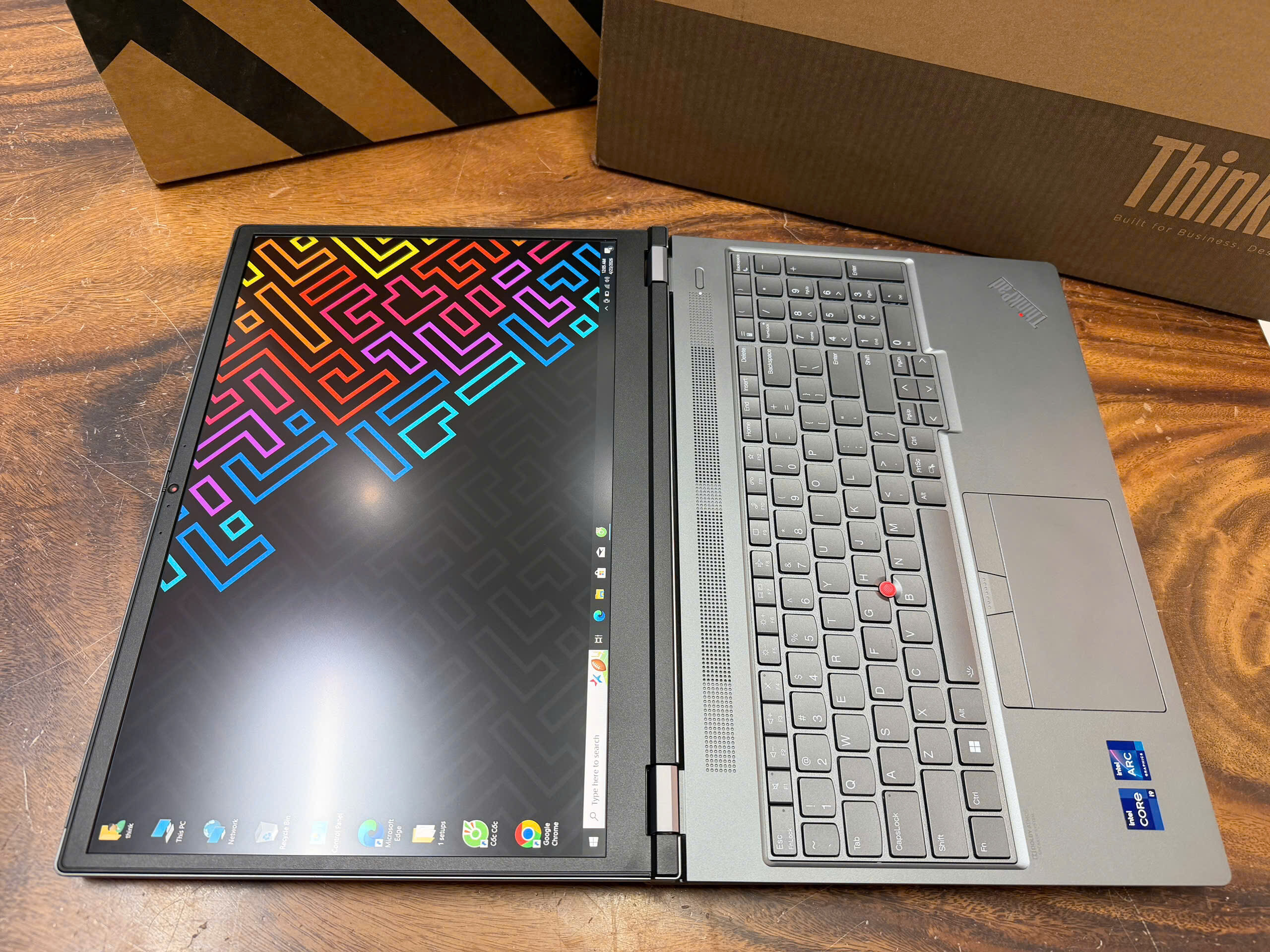 Thinkpad P16 Gen 2 Arc (4)