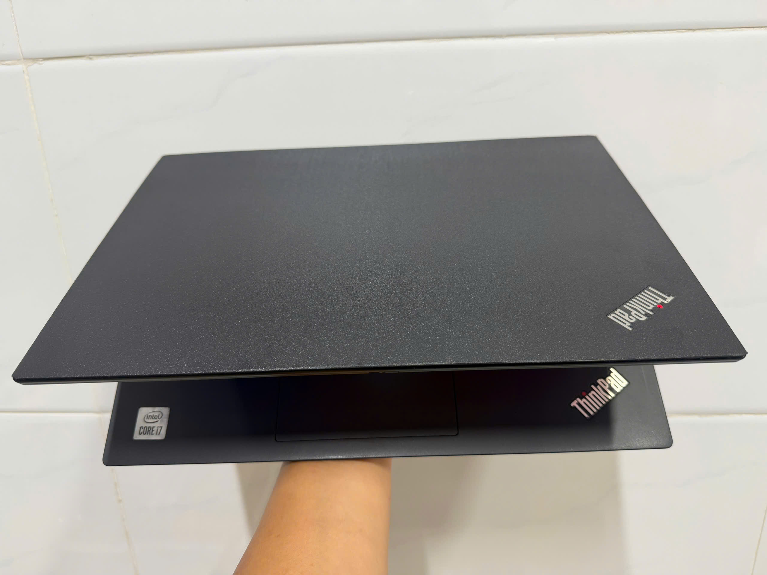 Thinkpad X13 Core I7 (10)