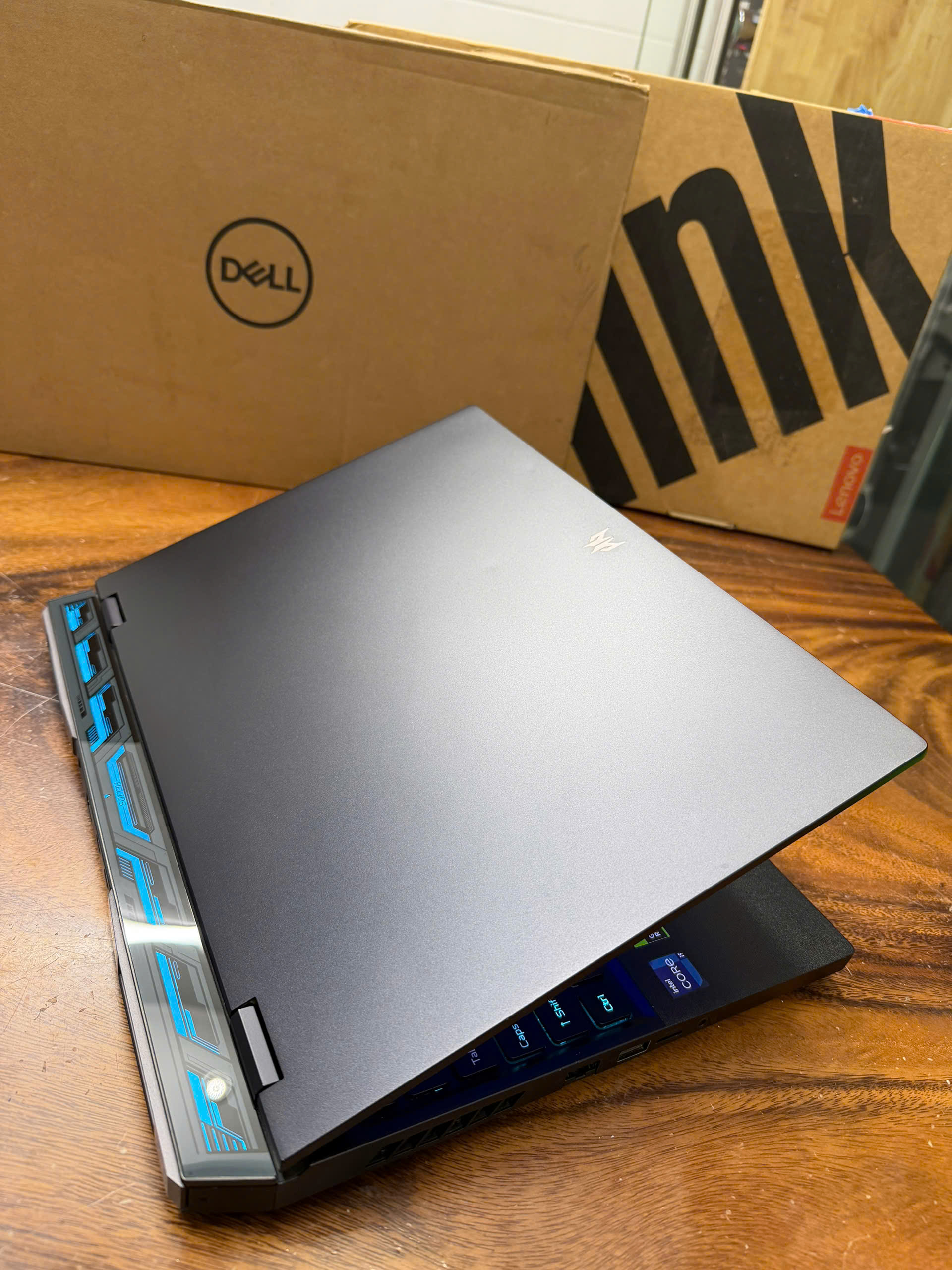 Acer Predator Helios 16 Ph16 71 (6)