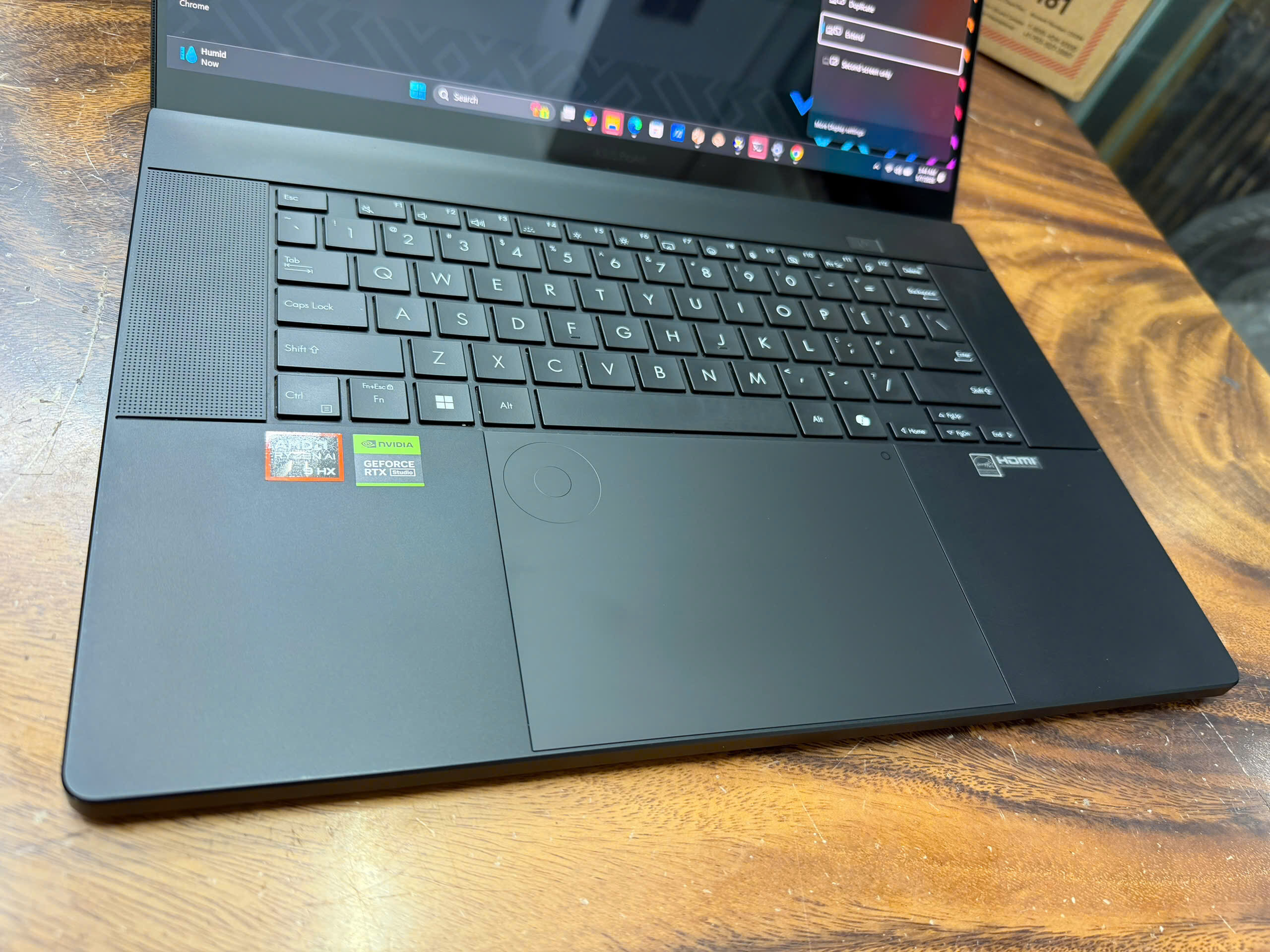 Asus Proart P16 H7606wi (1)