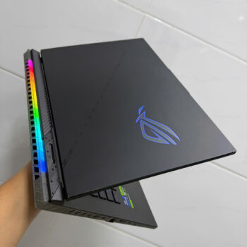 Asus ROG Strix Scar 16 G634J,  core i9 13980HX, 32G, 1T, RTX4090, 16in 2.5K
