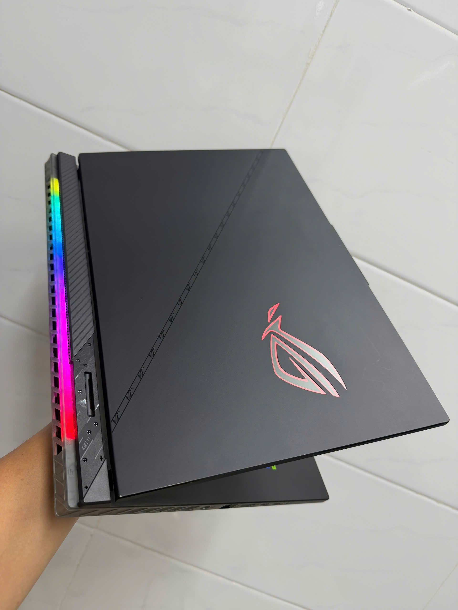 Asus Rog Strix Scar 16 G634j (6)