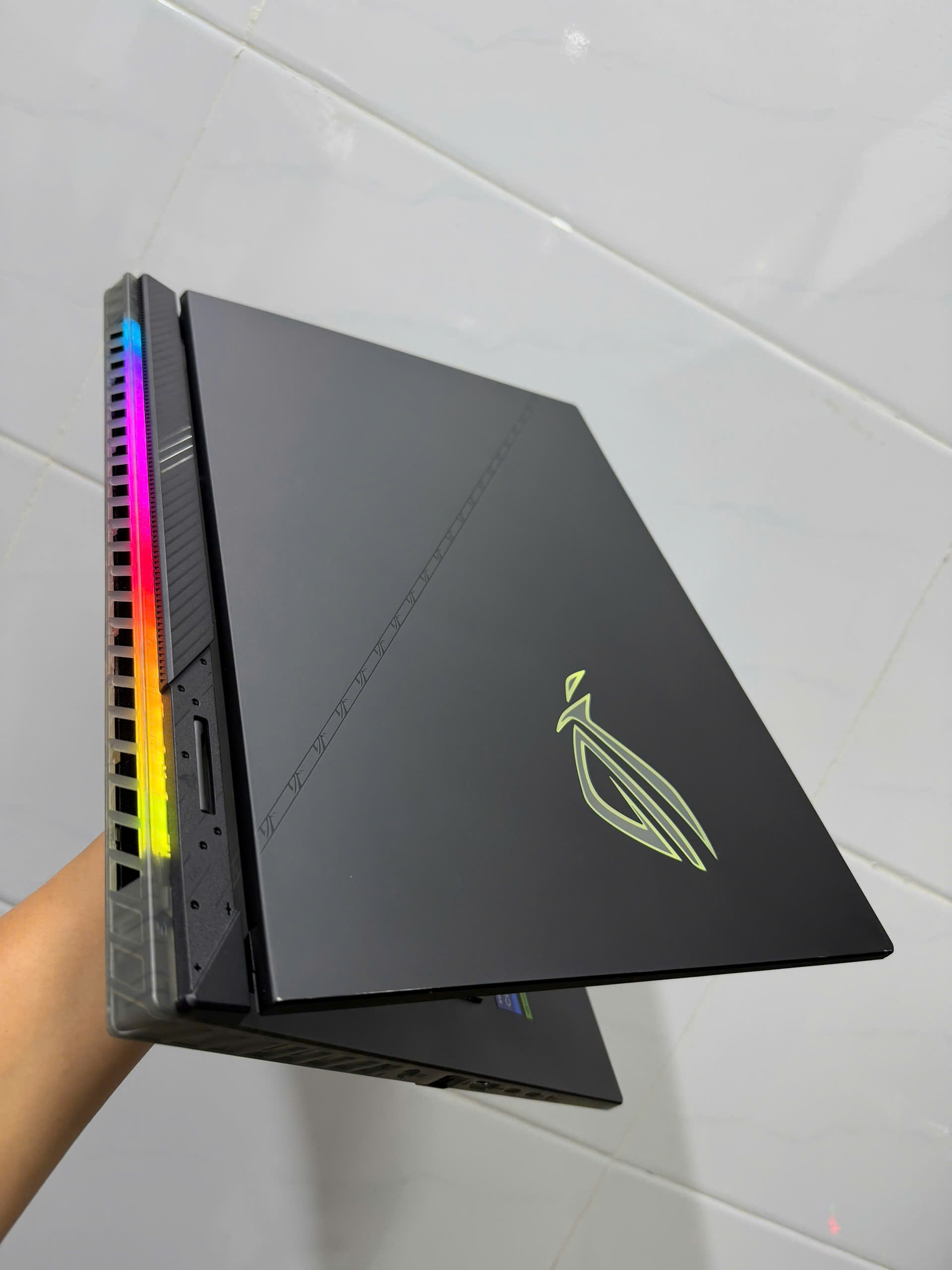 Asus Rog Strix Scar 16 I9 (2)