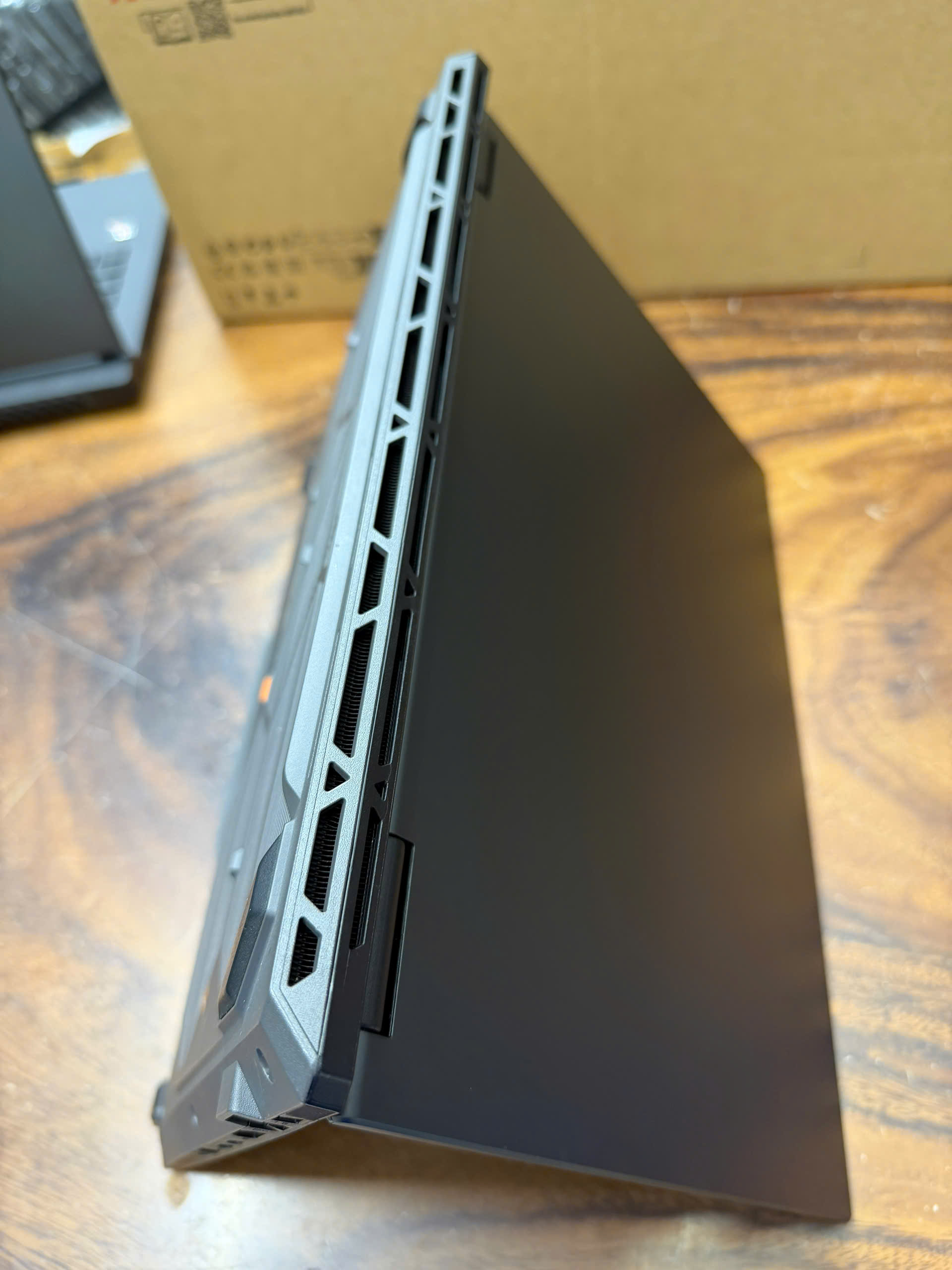 Asus Tuf A16 Fa608up (11)