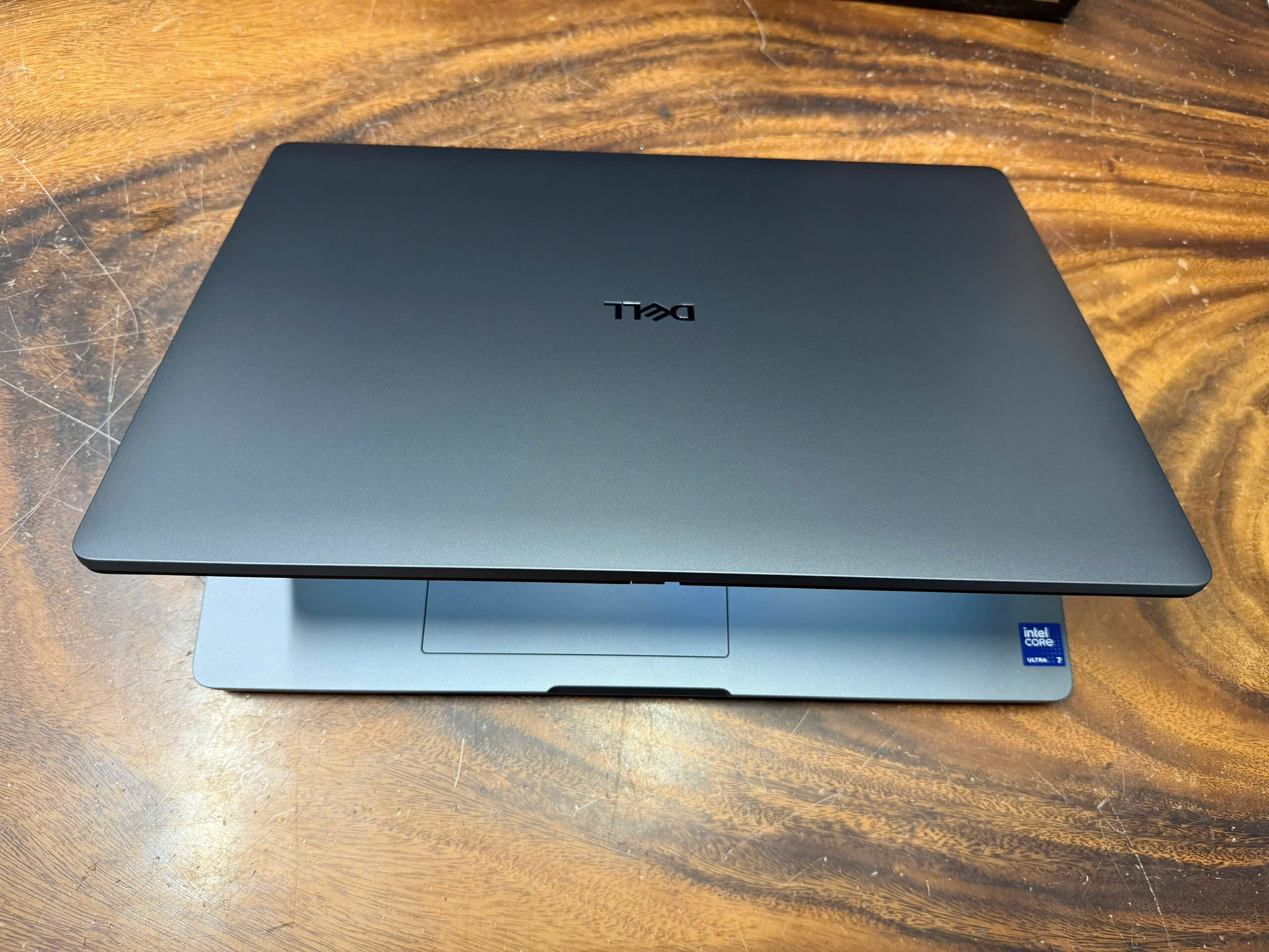 Dell Pro Max 16 Mc16250 (10)