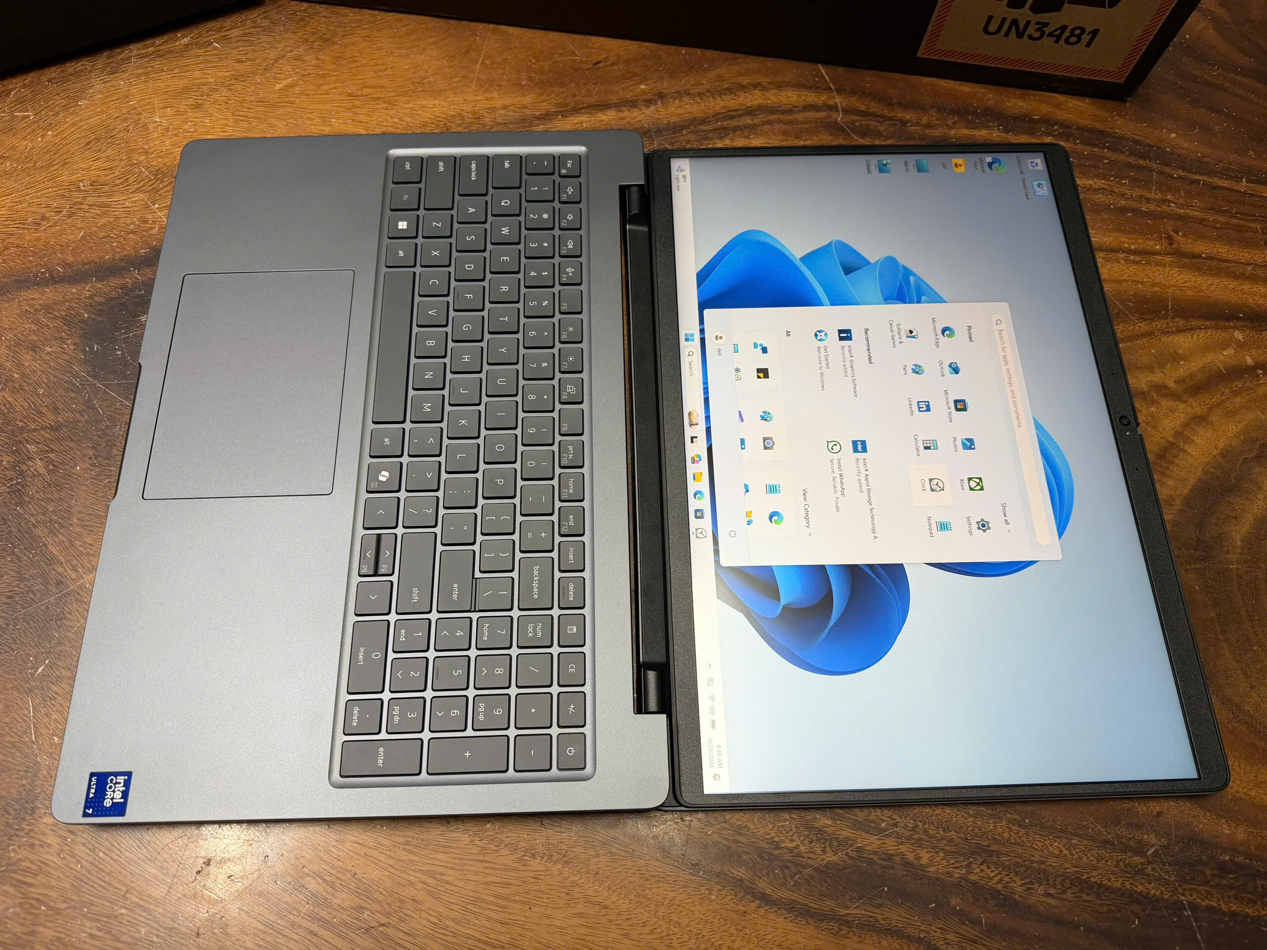 Dell Pro Max 16 Mc16250 (9)