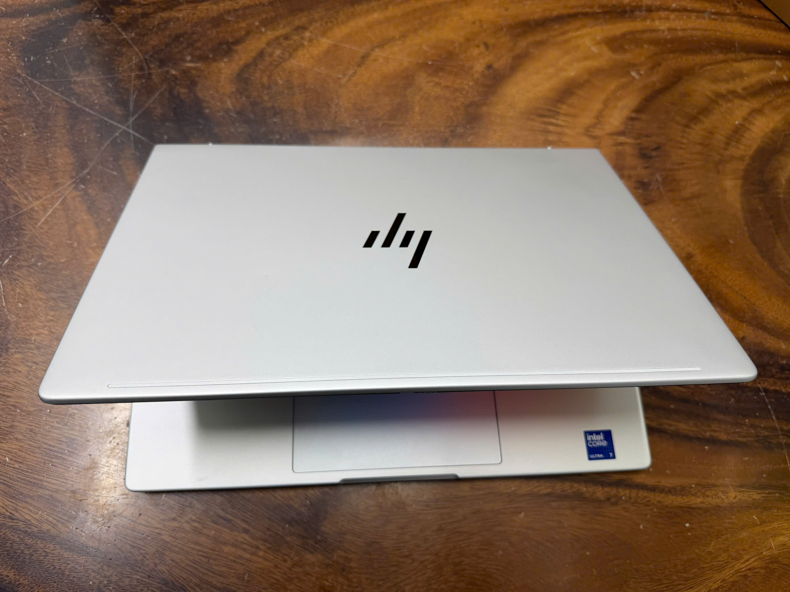 Hp Elitebook 8 G1i 14, ultra 7 265U, 16G, 512G, 14in FHD+.