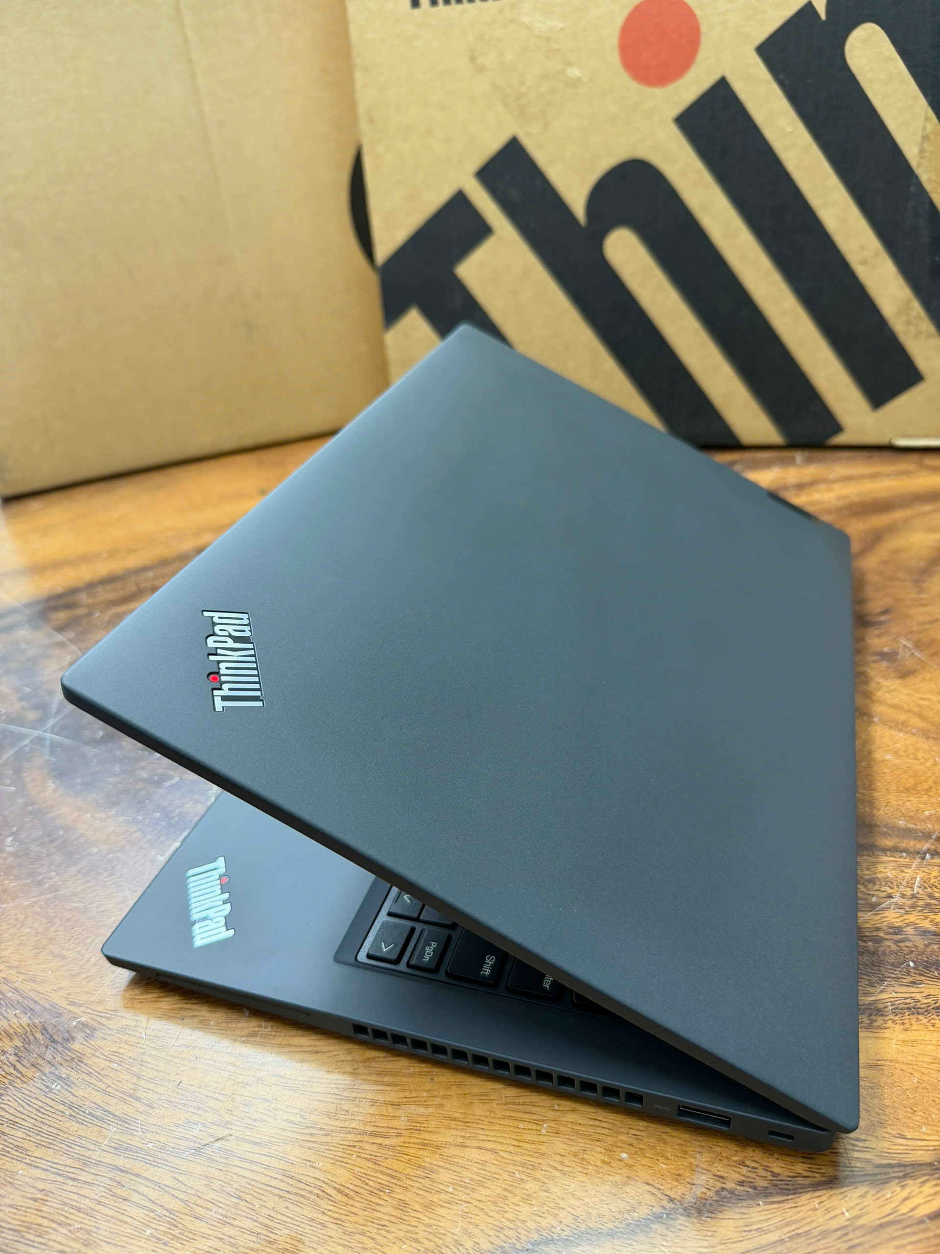 ThinkPad P14s Gen 4, Core i7-1370P, 16G, 512G, 14in FHD+