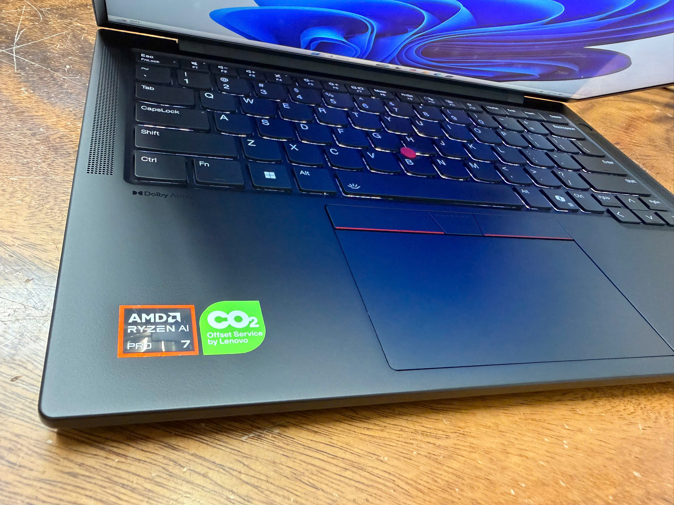 Thinkpad T14s Gen 6 Ryzen 7 (4)
