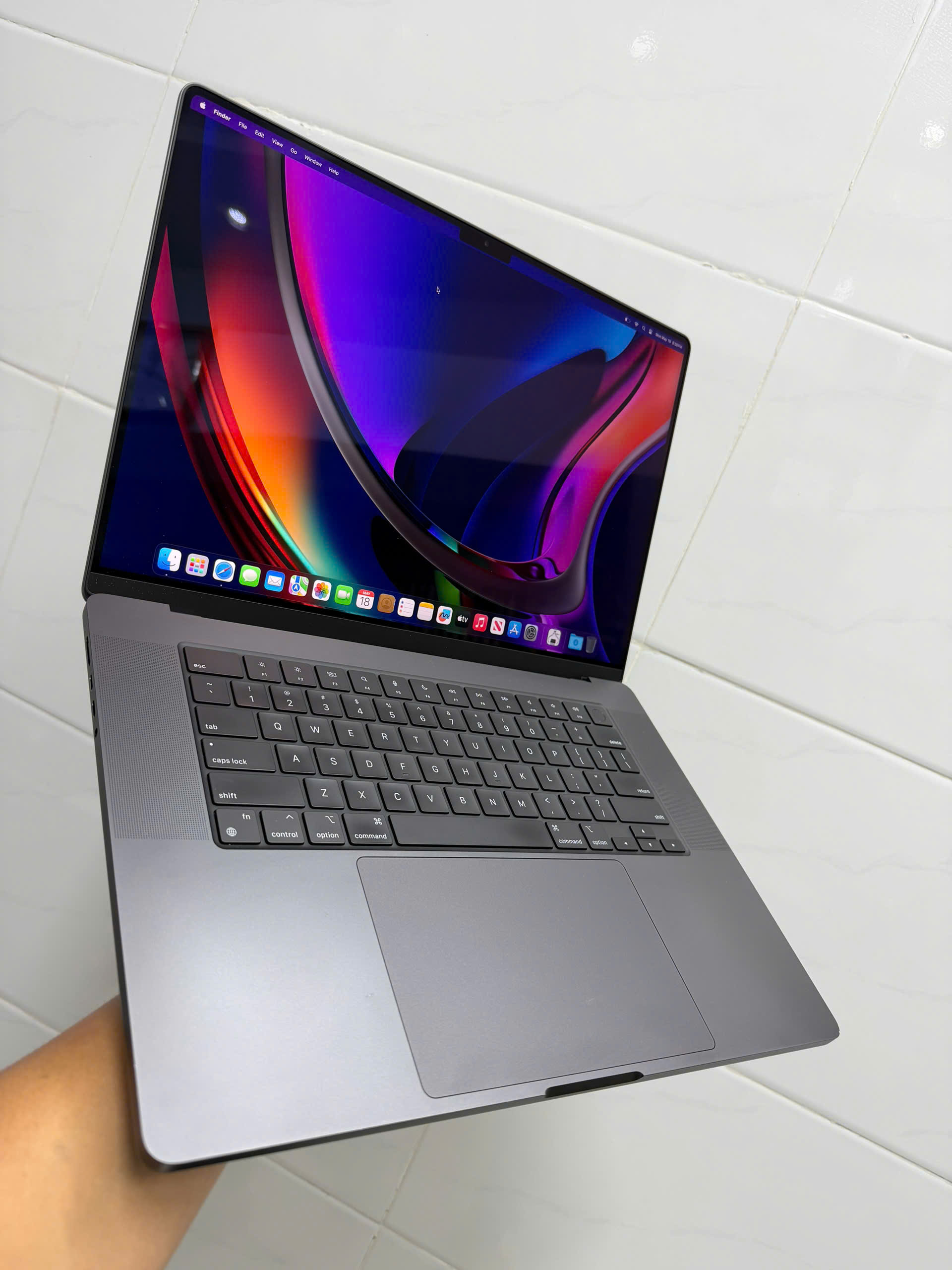 Macbook Pro 16 M3 Max (3)