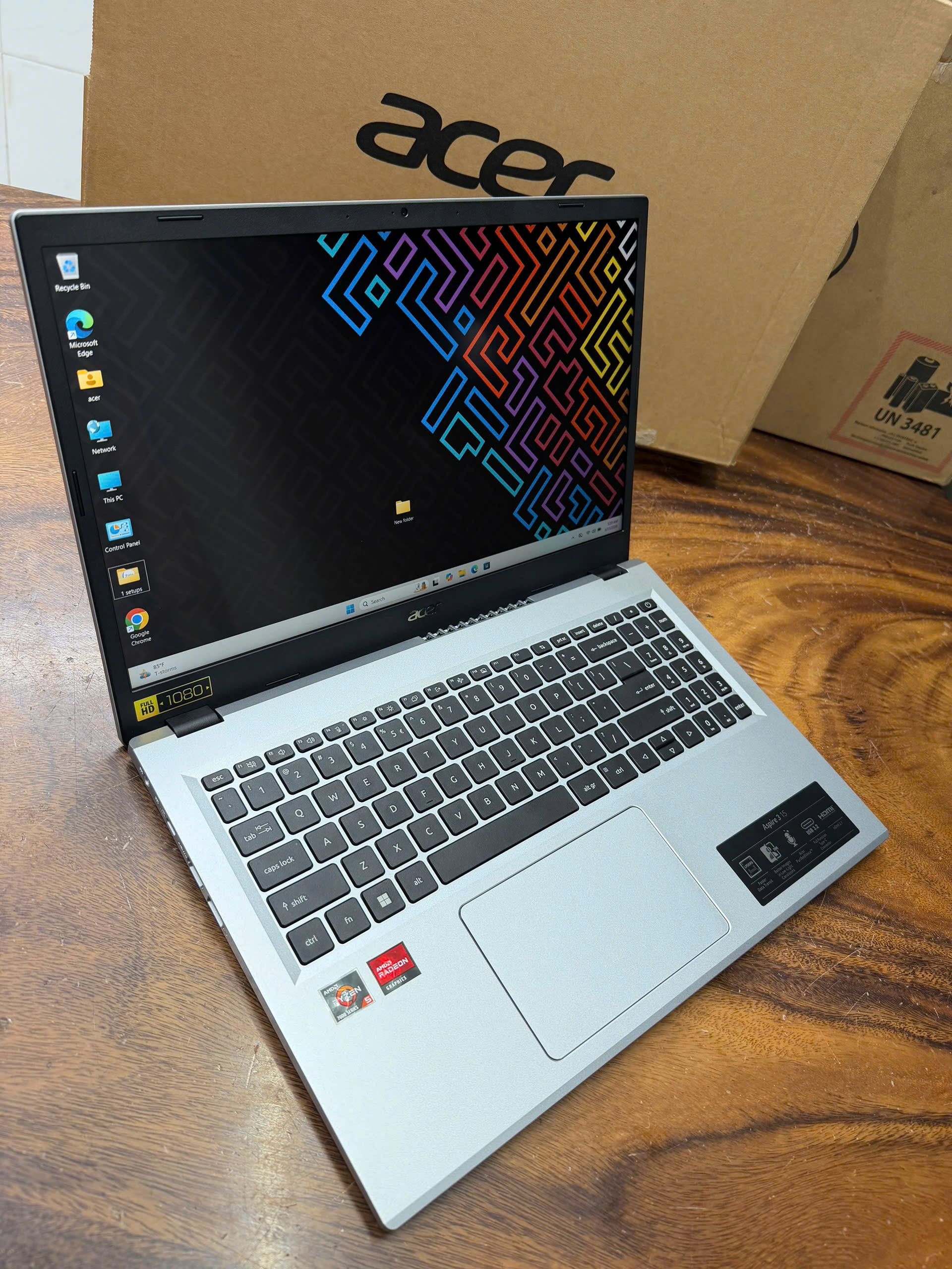Acer Aspire 3 A315 24, Ryzen 5 7520u (5)