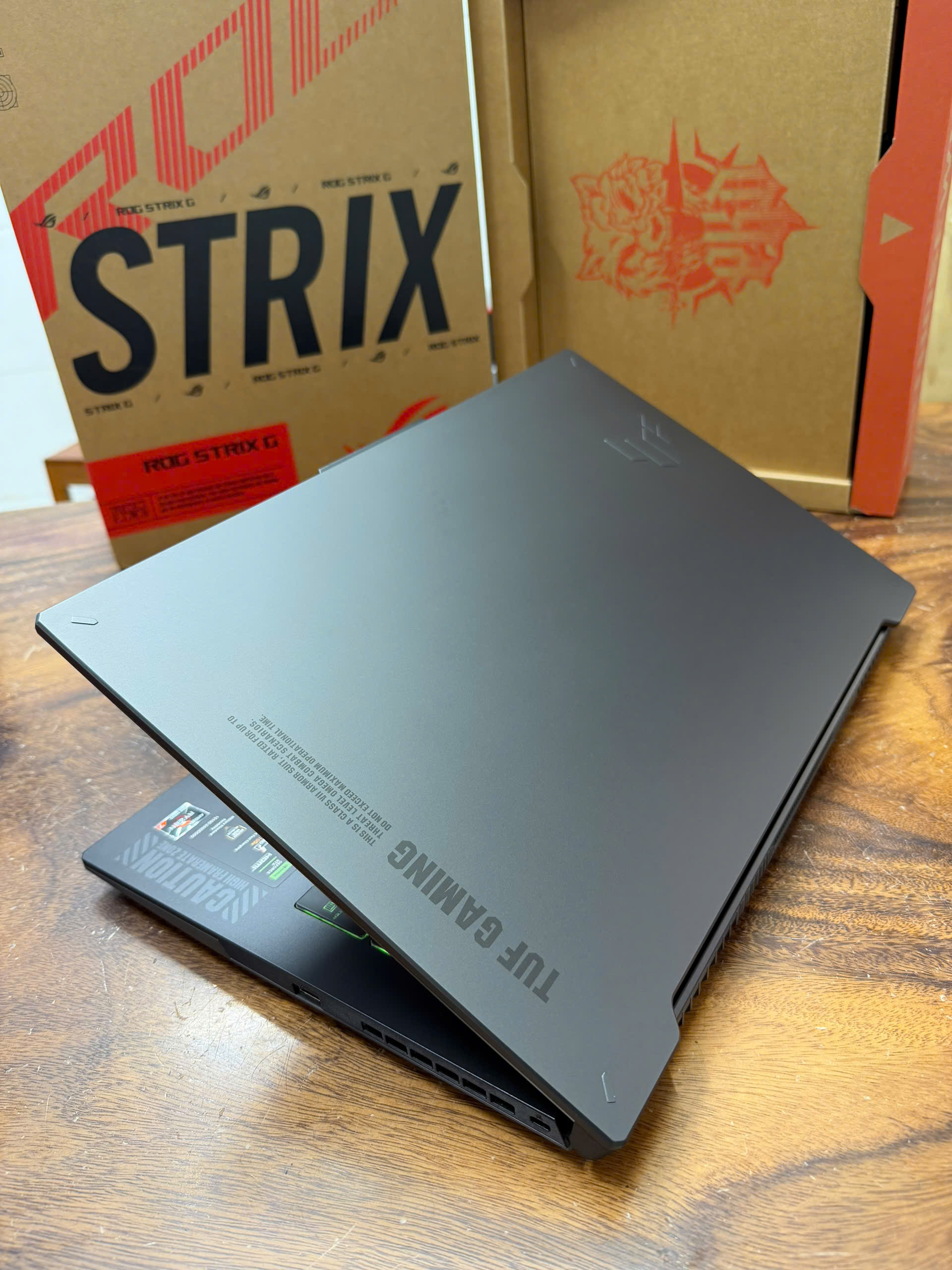 Asus Tuf A17 Fa707 (5)